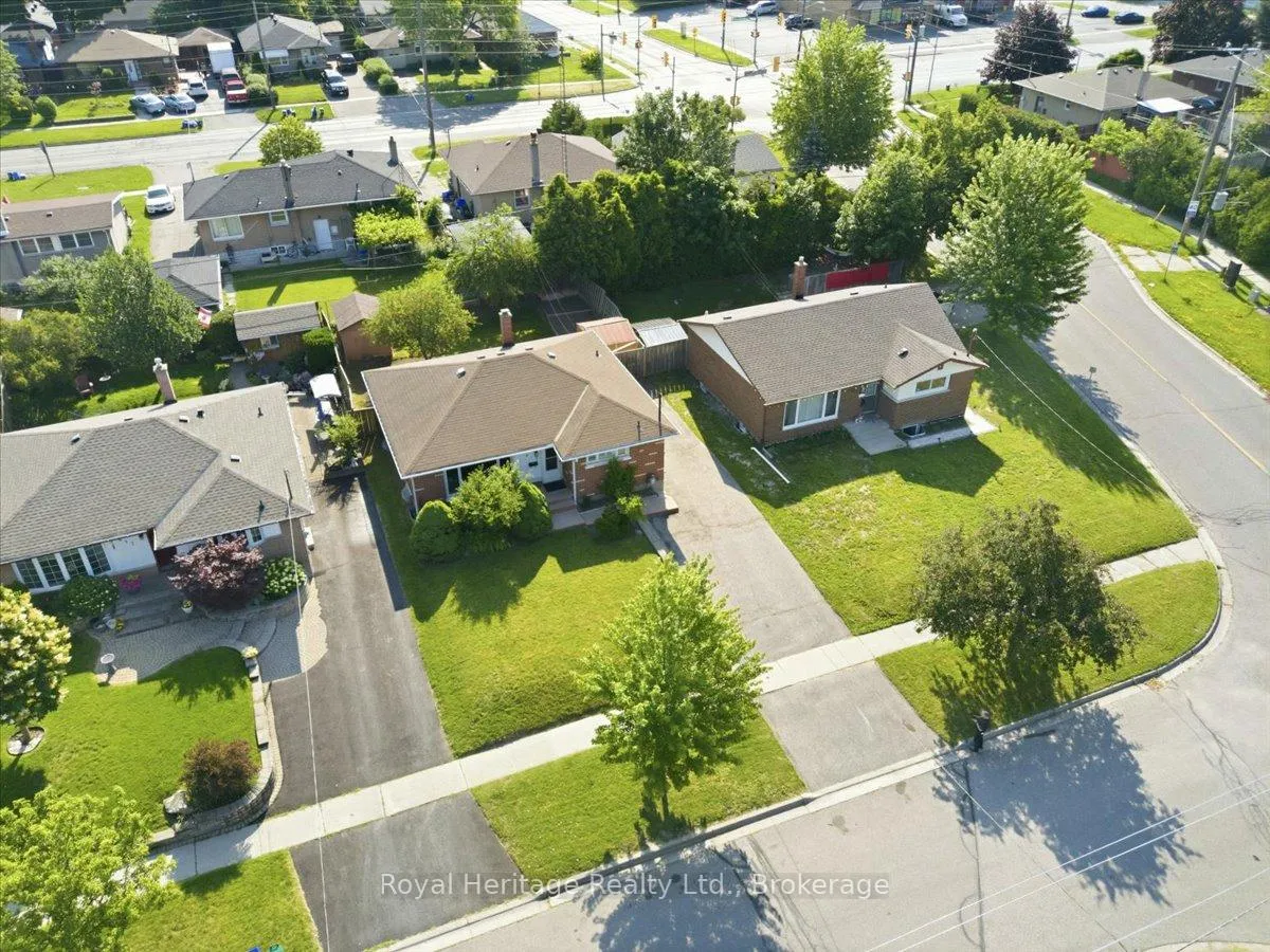 Photo 48 of 413 Elizabeth Street, Oshawa, McLaughlin — HOMEH