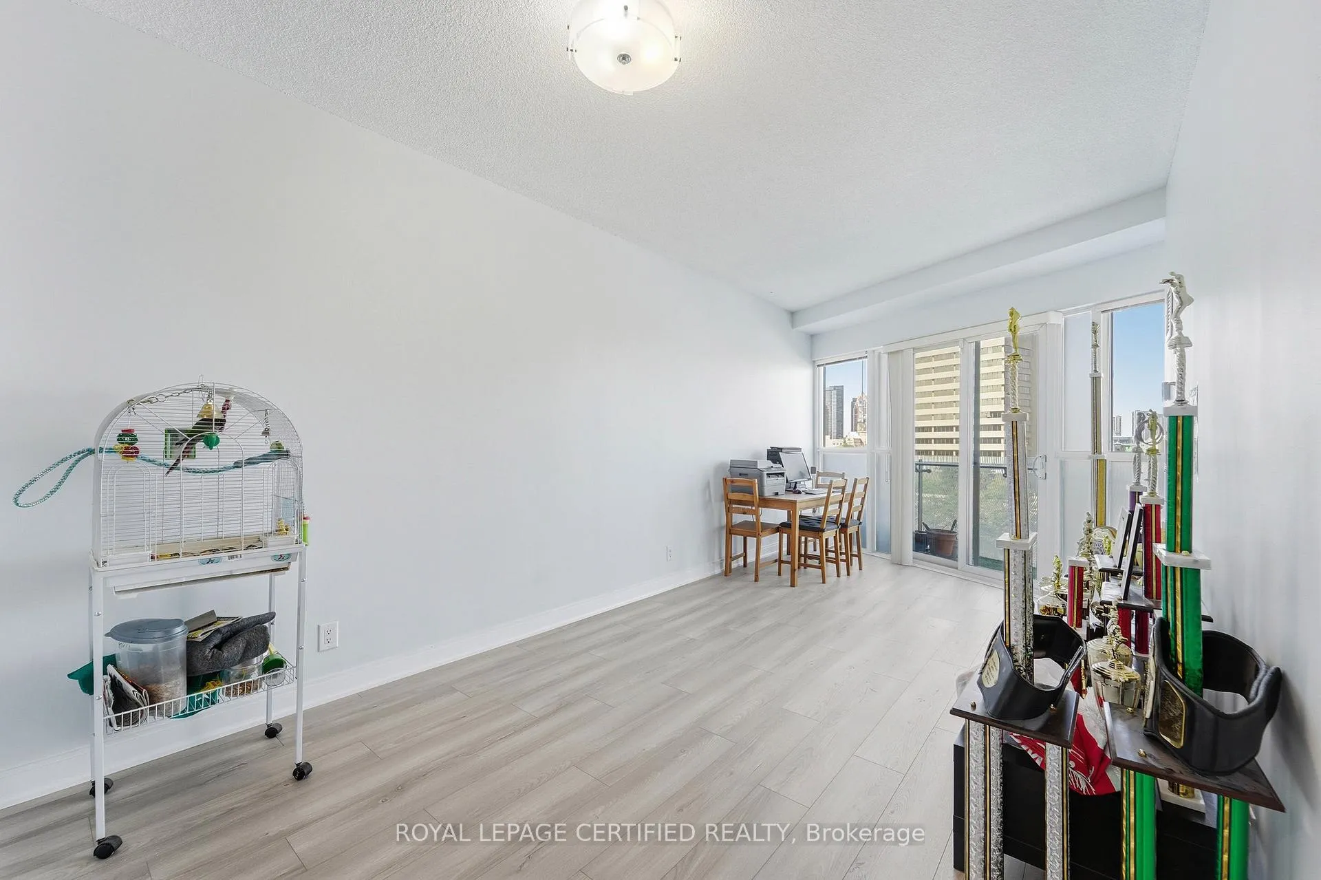 Photo 8 of Unit 609, 50 Absolute Avenue, Mississauga, City Centre — HOMEH