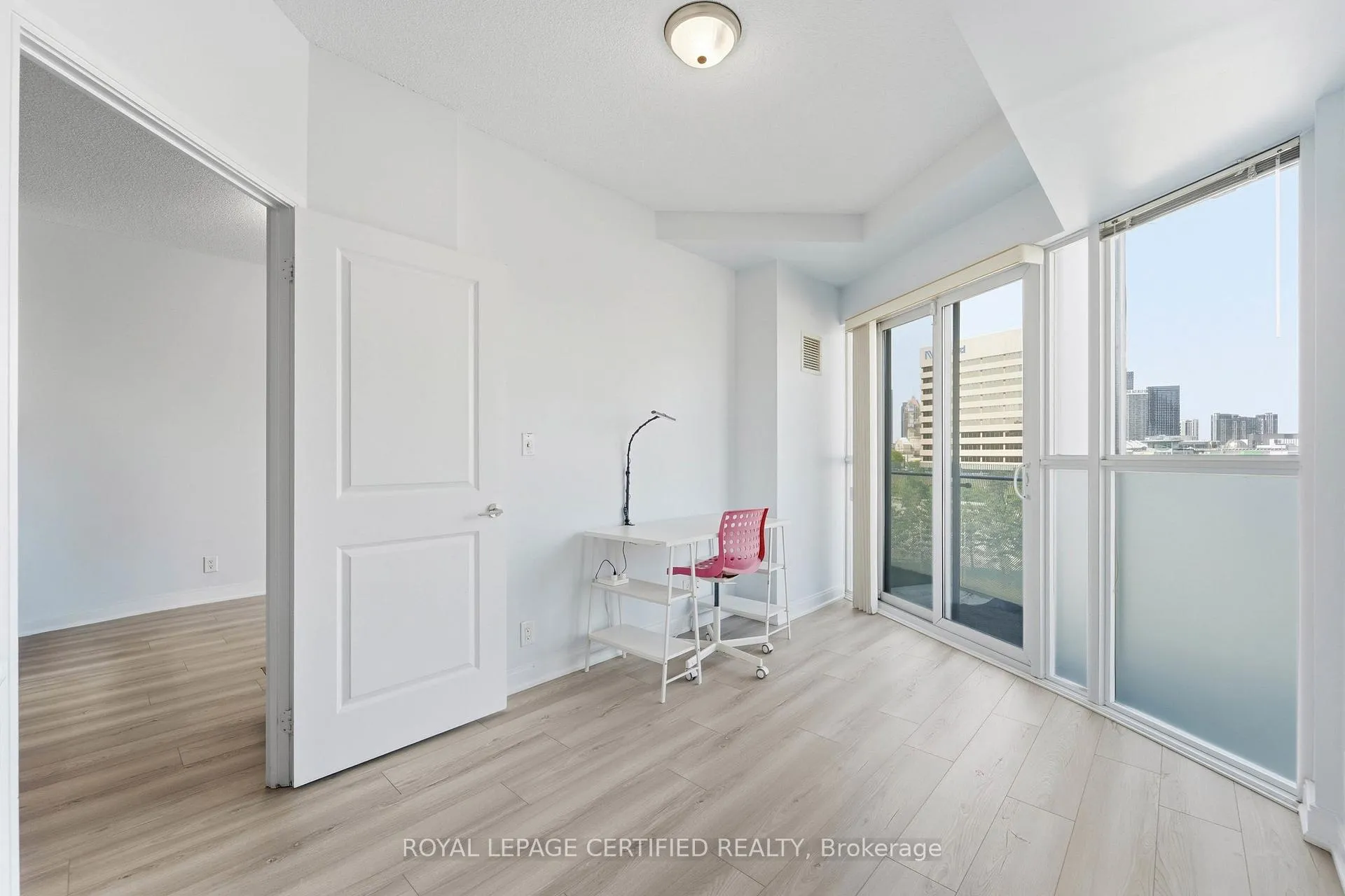 Photo 11 of Unit 609, 50 Absolute Avenue, Mississauga, City Centre — HOMEH