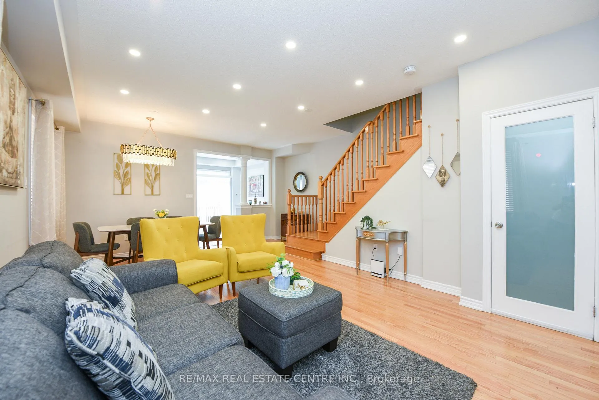 Photo 6 of 682 Megson Terrace, Milton, Willmott — HOMEH