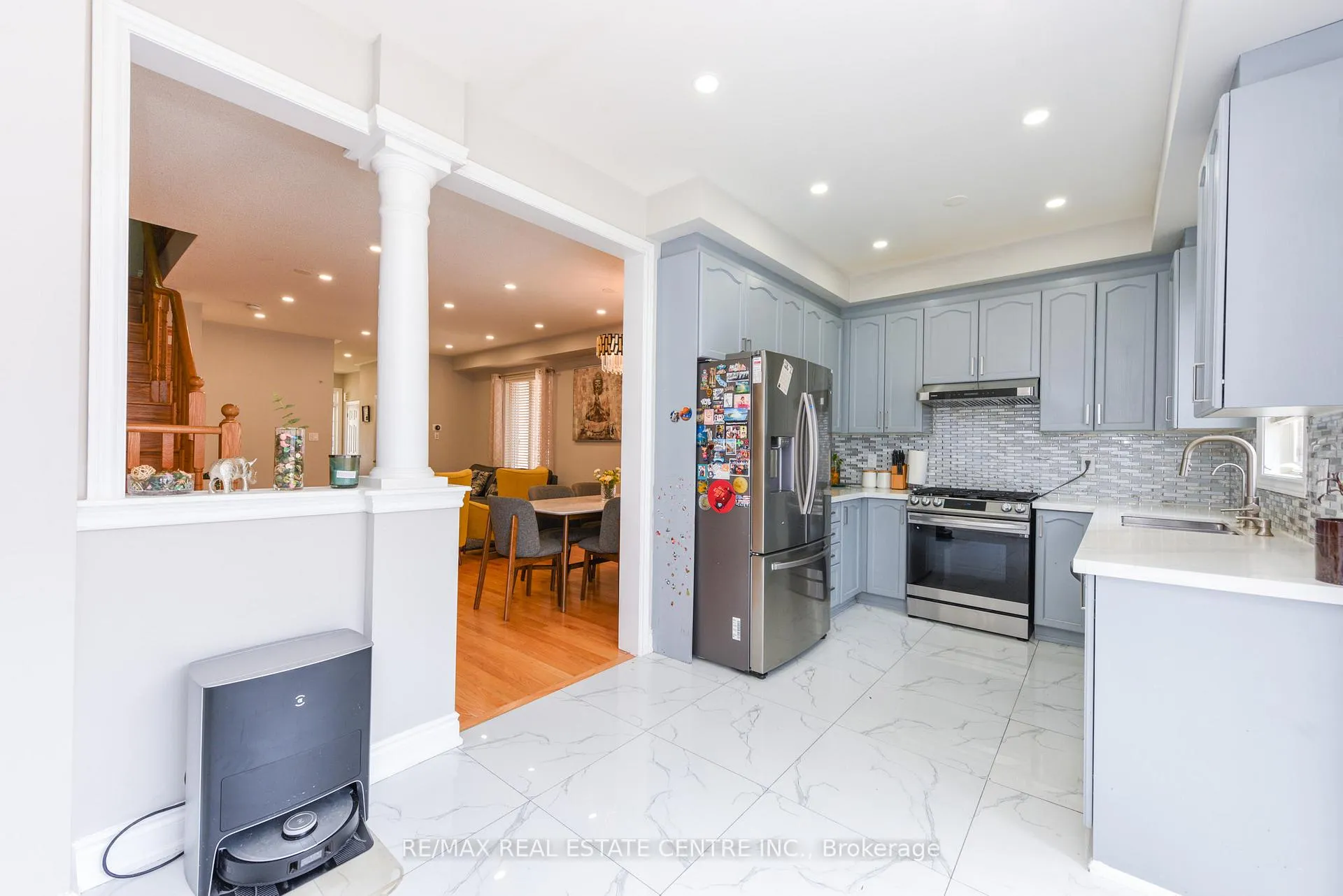 Photo 10 of 682 Megson Terrace, Milton, Willmott — HOMEH