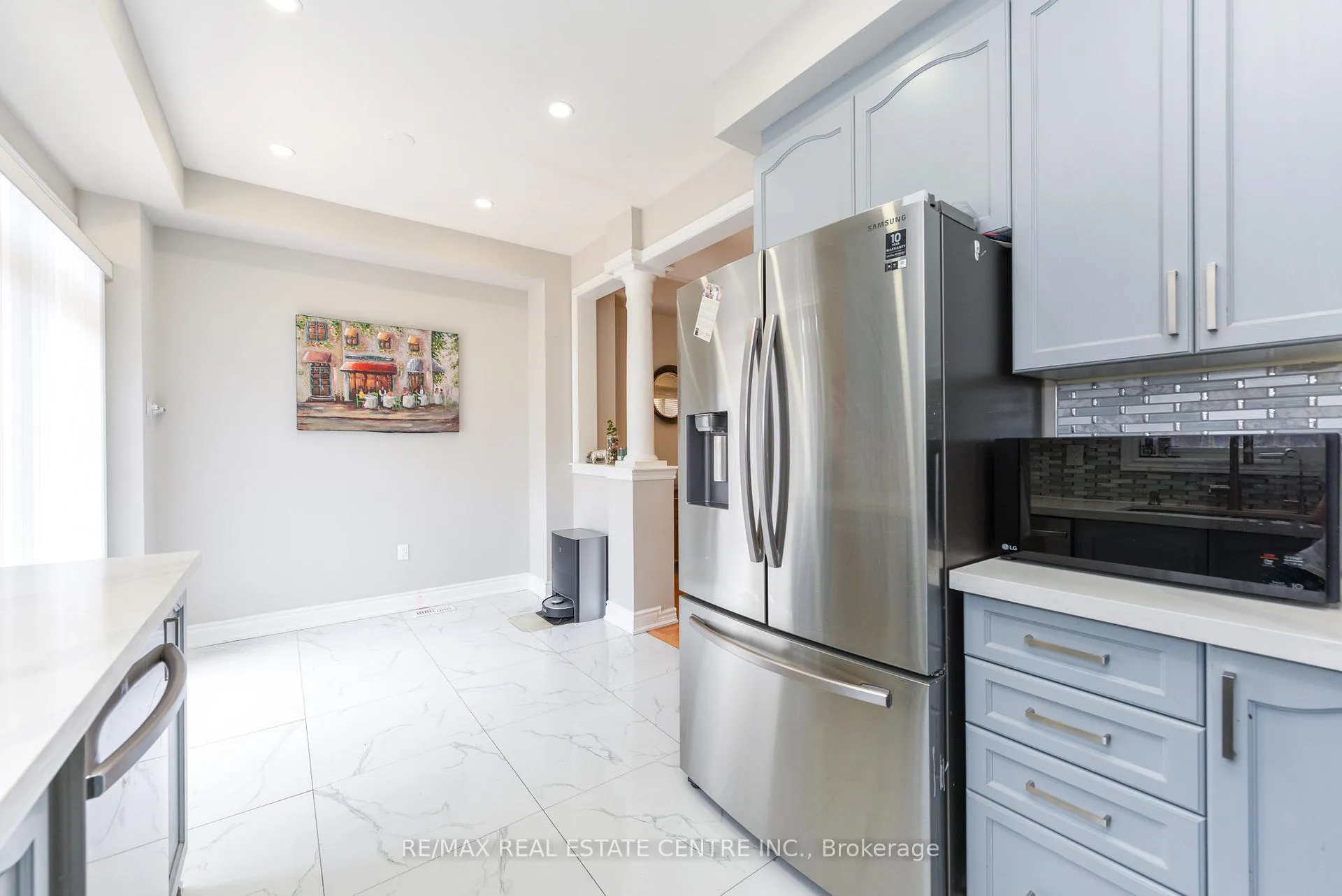 Photo 13 of 682 Megson Terrace, Milton, Willmott — HOMEH