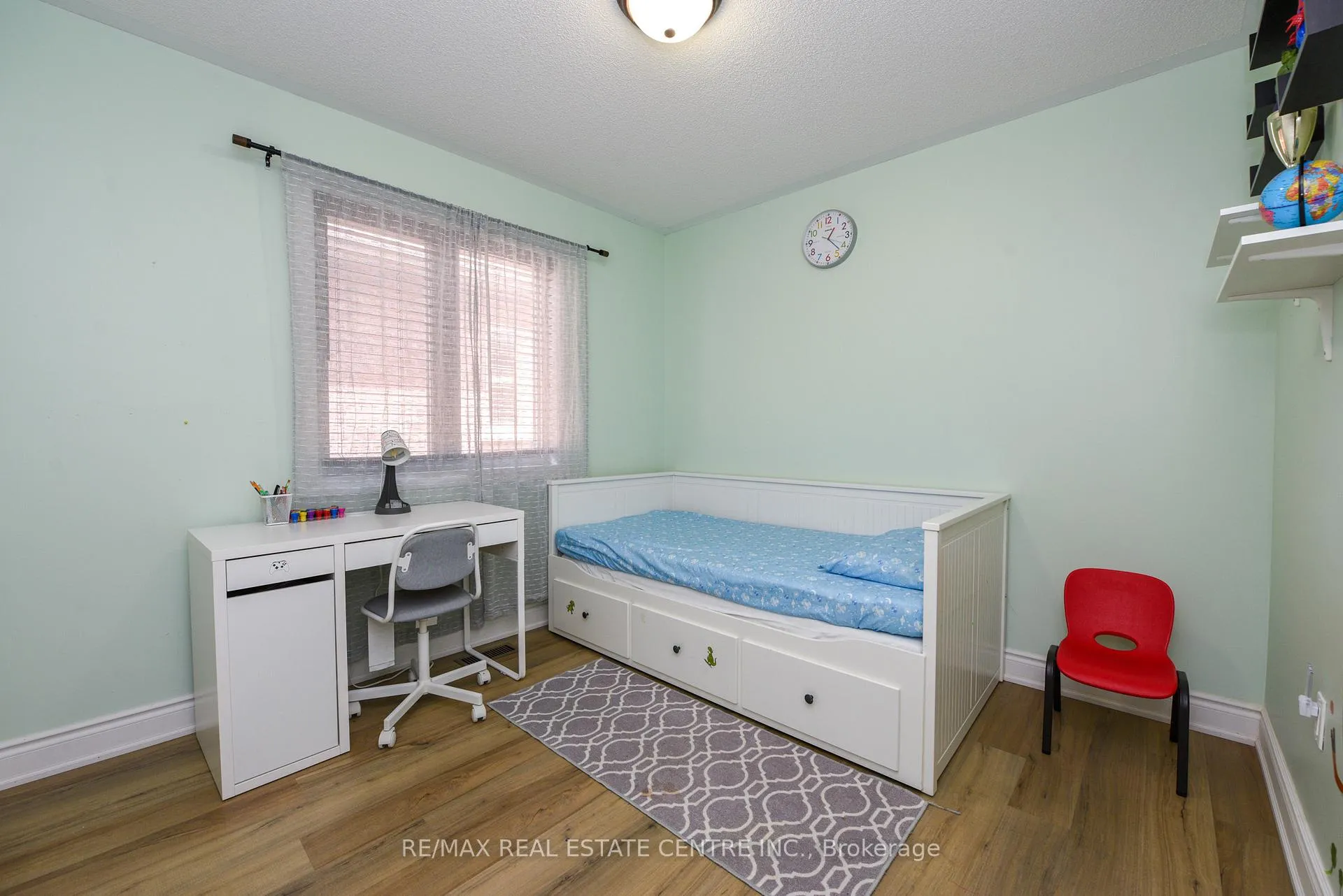 Photo 24 of 682 Megson Terrace, Milton, Willmott — HOMEH