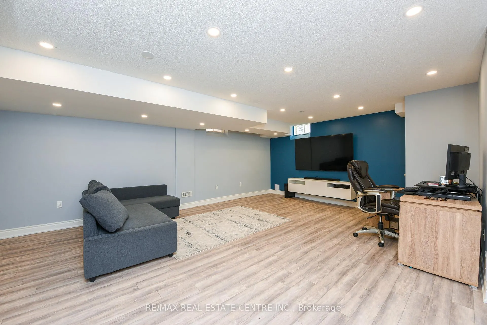 Photo 30 of 682 Megson Terrace, Milton, Willmott — HOMEH