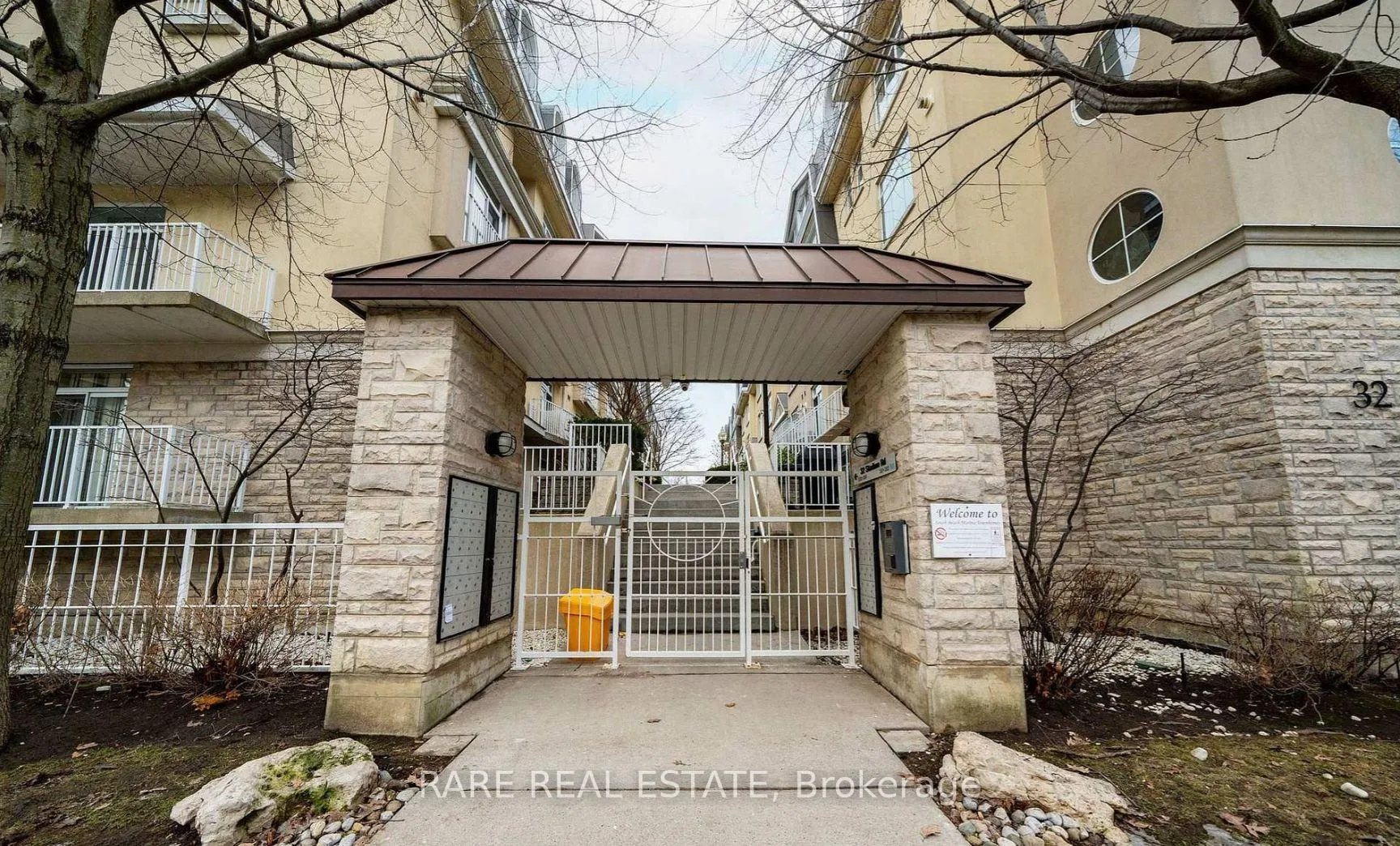 Photo 3 of Unit 368, 32 Stadium Road, Toronto, Niagara — HOMEH