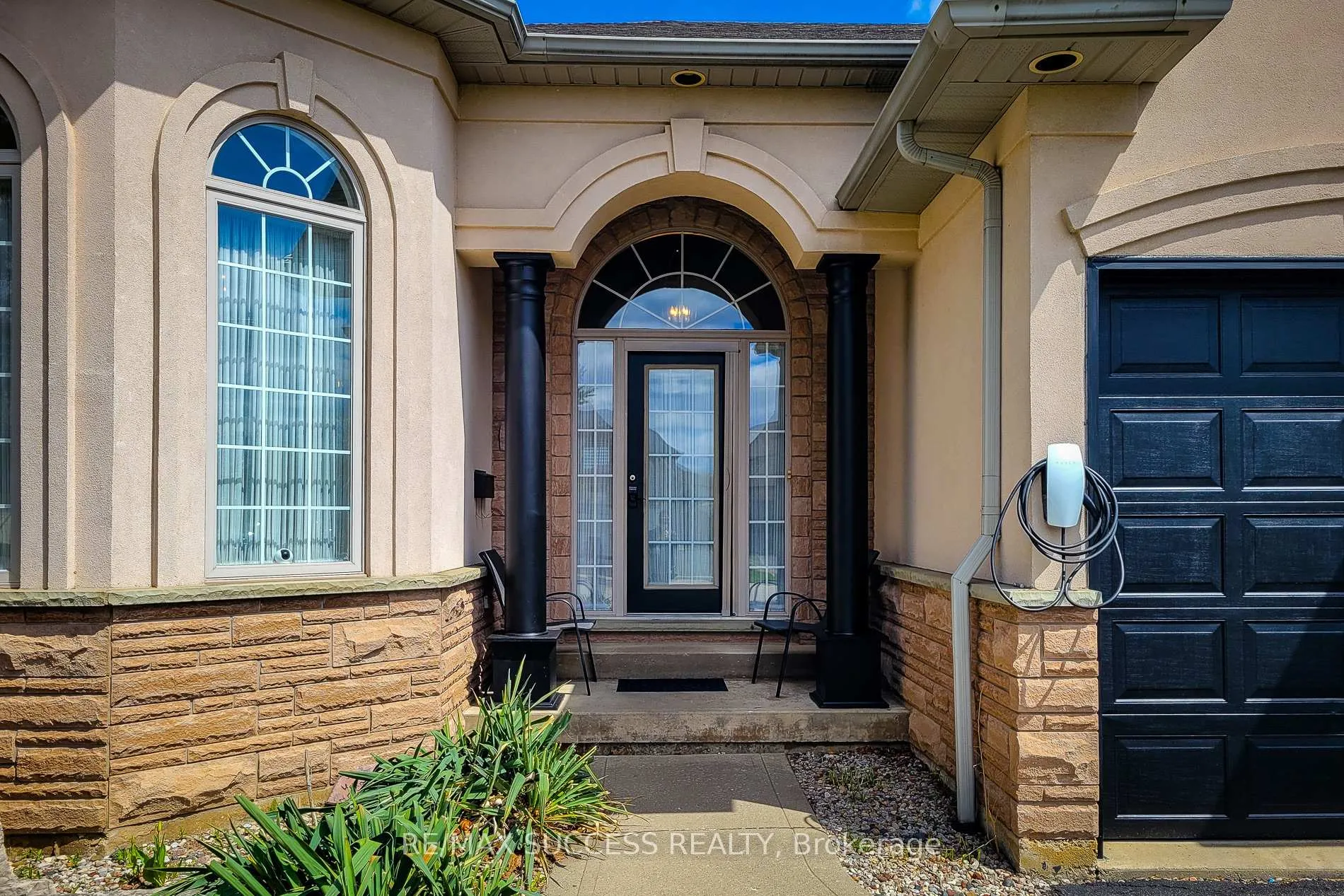 Photo 9 of 14 Casson Lane, Brantford, Greenbrier — HOMEH