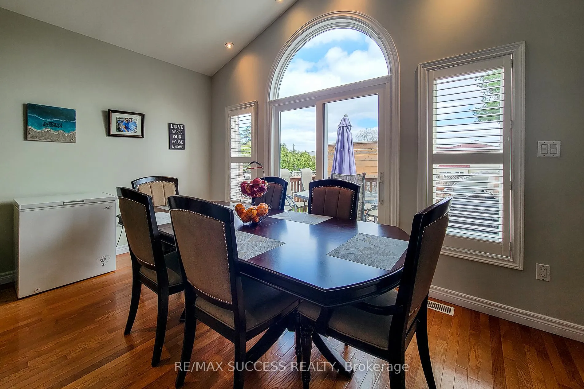 Photo 20 of 14 Casson Lane, Brantford, Greenbrier — HOMEH