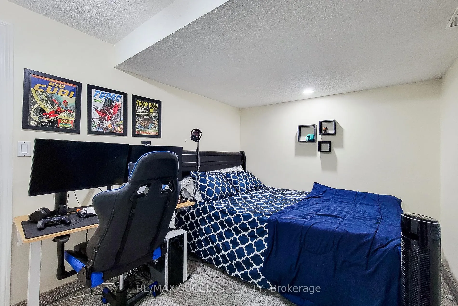 Photo 31 of 14 Casson Lane, Brantford, Greenbrier — HOMEH