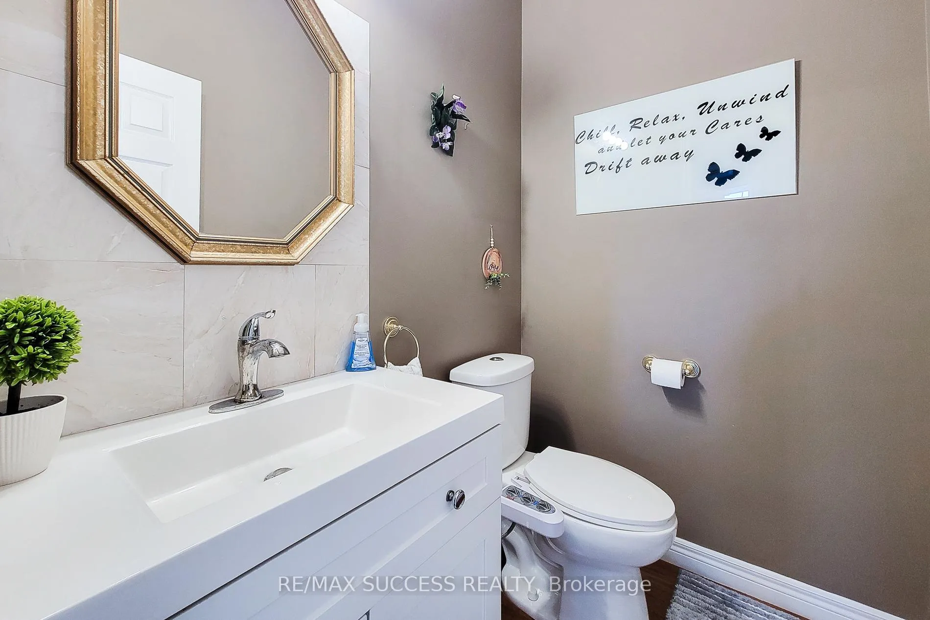 Photo 33 of 14 Casson Lane, Brantford, Greenbrier — HOMEH