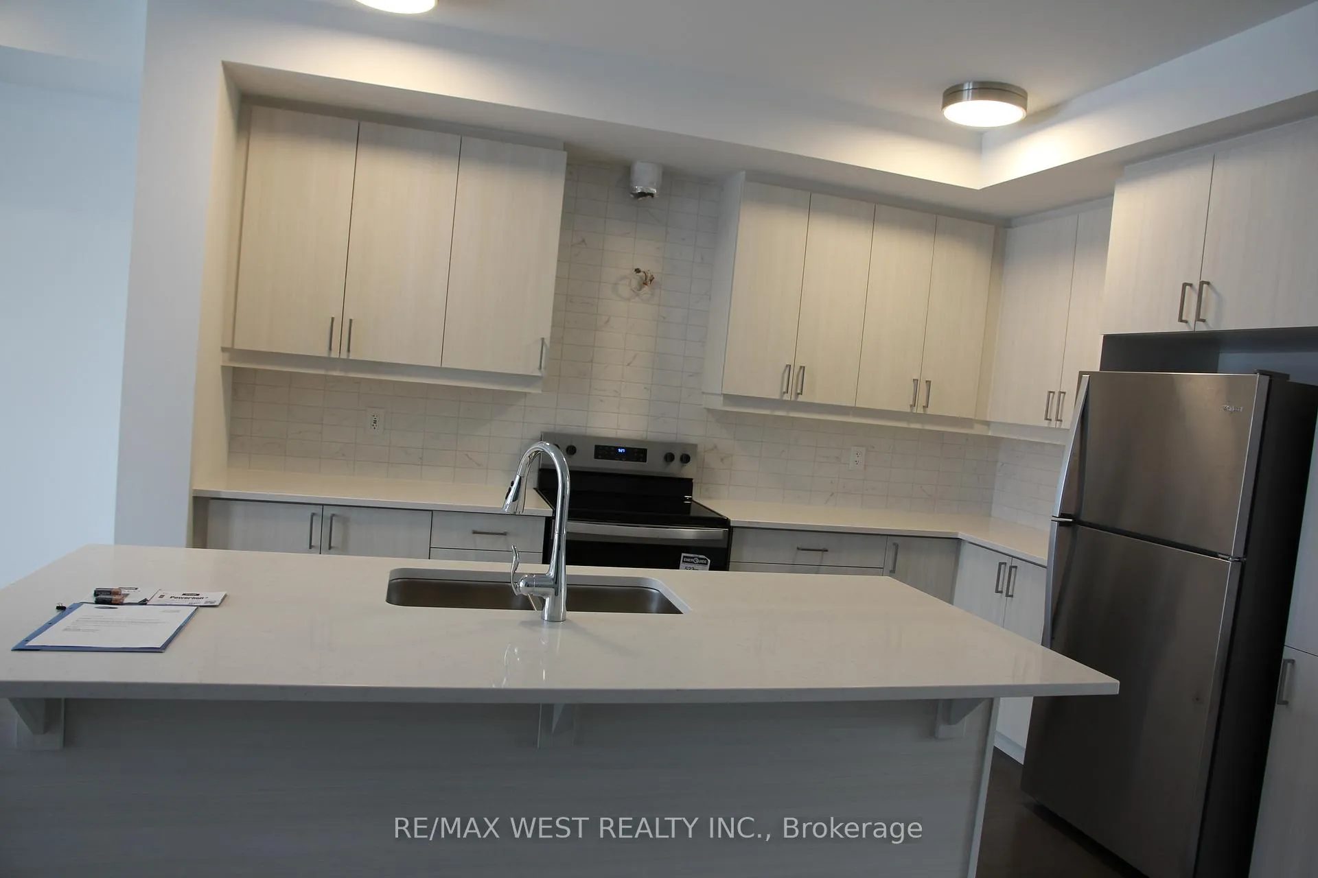 Photo 3 of 4124 Raybria Way, Mississauga, Churchill Meadows — HOMEH