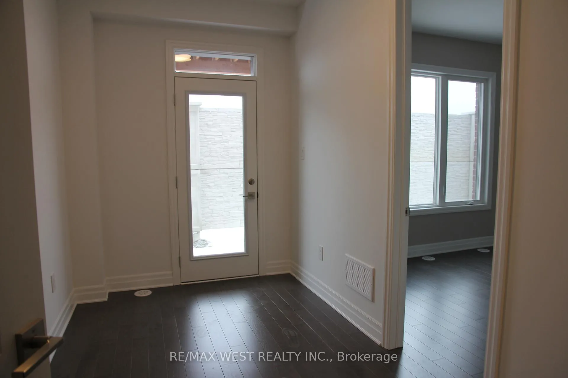 Photo 7 of 4124 Raybria Way, Mississauga, Churchill Meadows — HOMEH