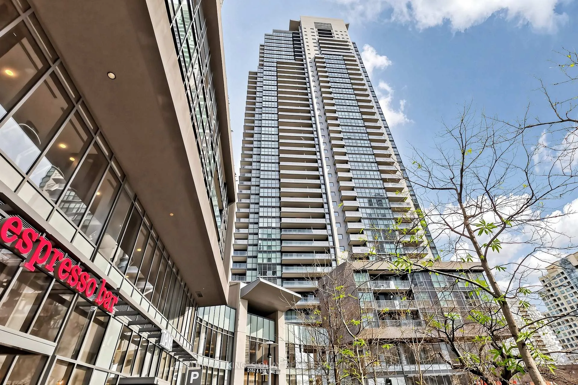 Photo 4 of Unit LPH101, 5168 Yonge Street, North York, Willowdale West — HOMEH