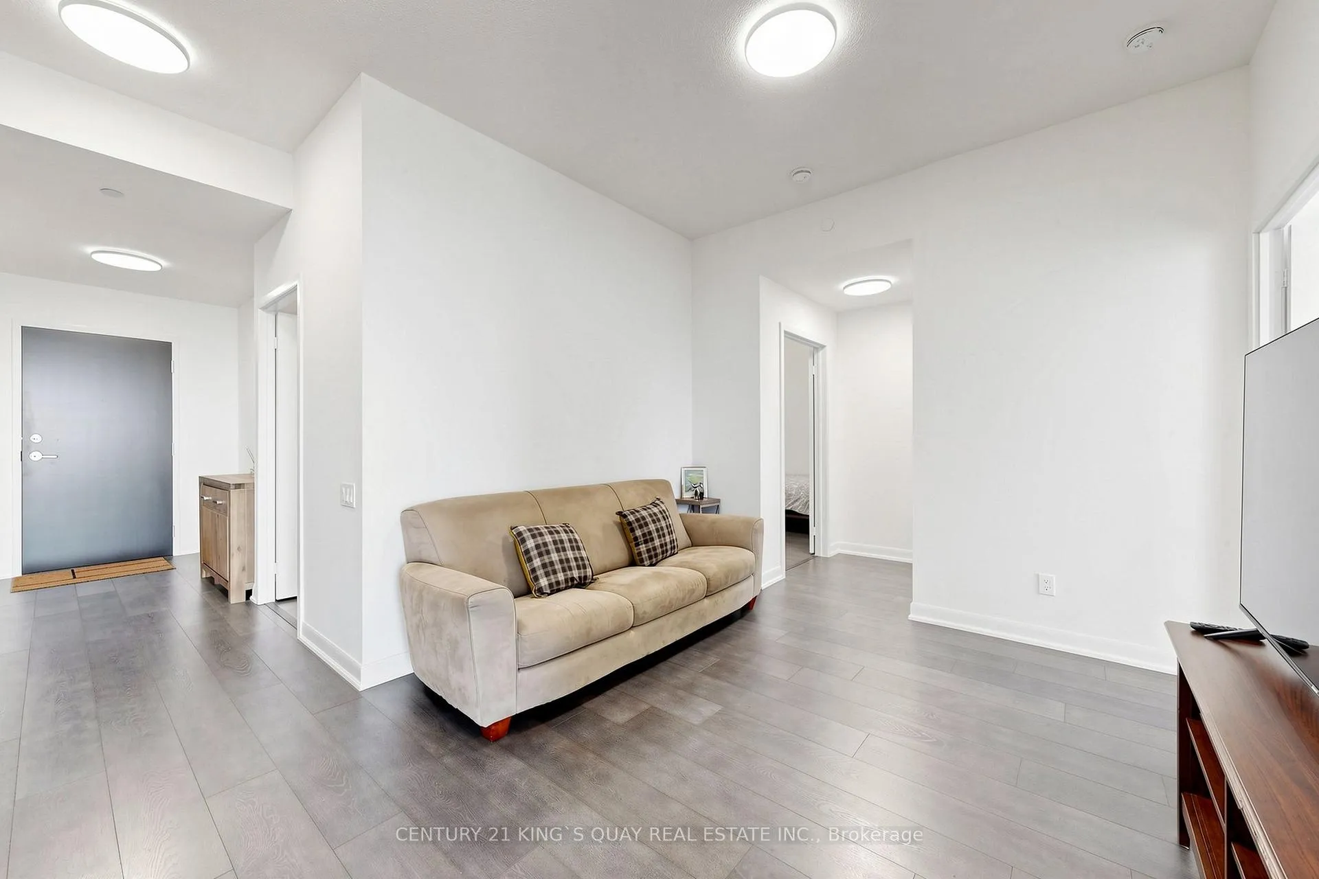 Photo 13 of Unit LPH101, 5168 Yonge Street, North York, Willowdale West — HOMEH