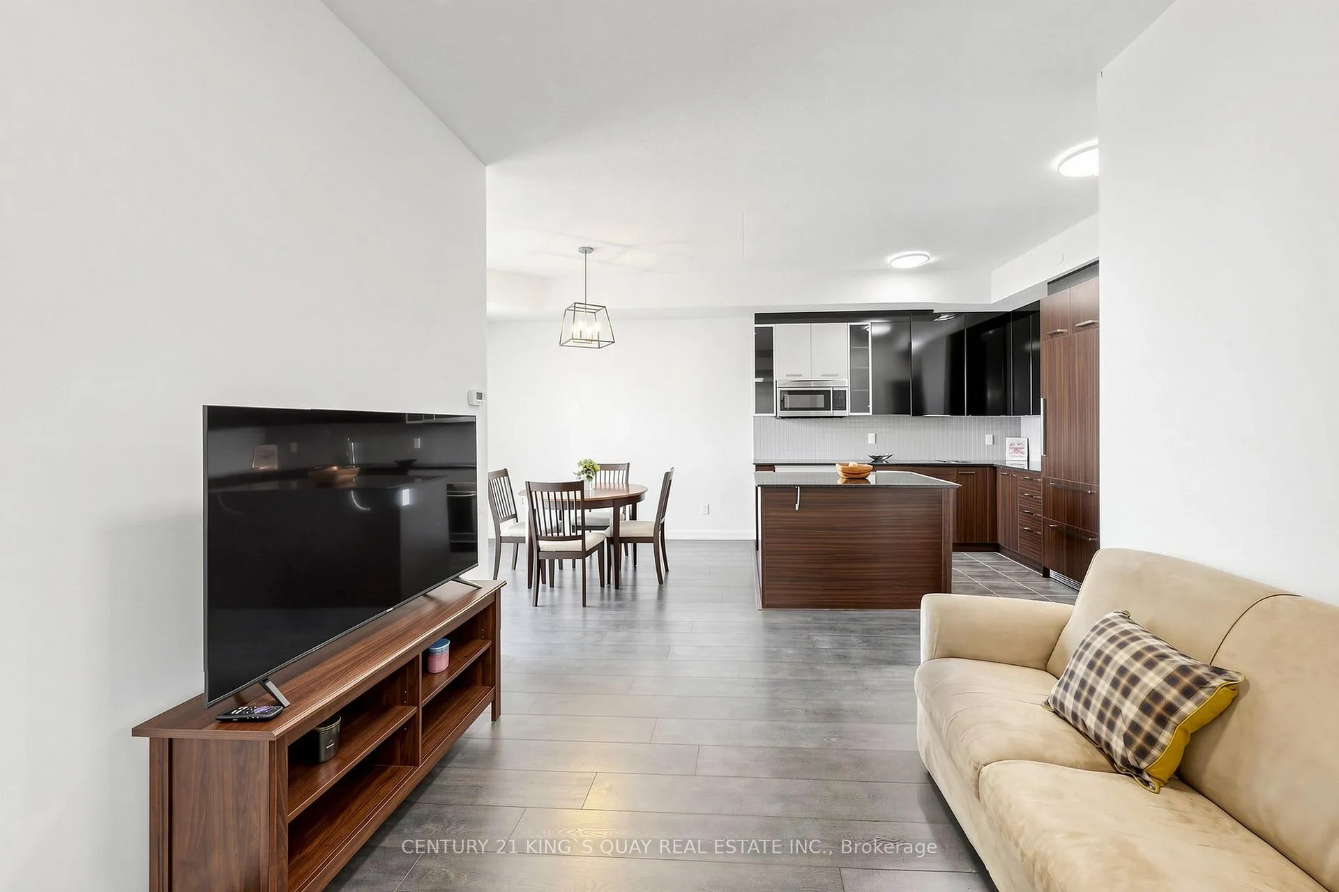 Photo 16 of Unit LPH101, 5168 Yonge Street, North York, Willowdale West — HOMEH