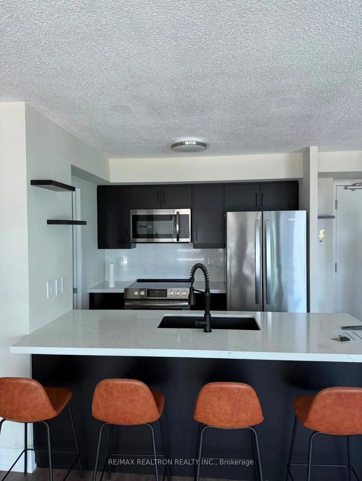 Front of Unit 2206, 81 Navy Wharf Court