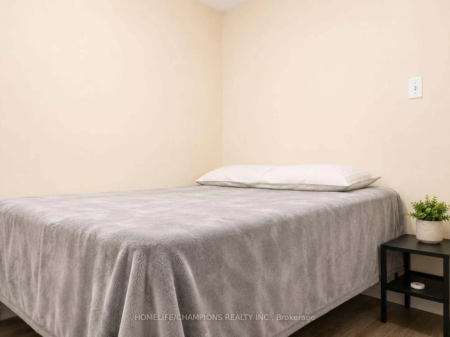Photo 28 of 14 Benmore Crescent, Brampton, Vales of Castlemore — HOMEH
