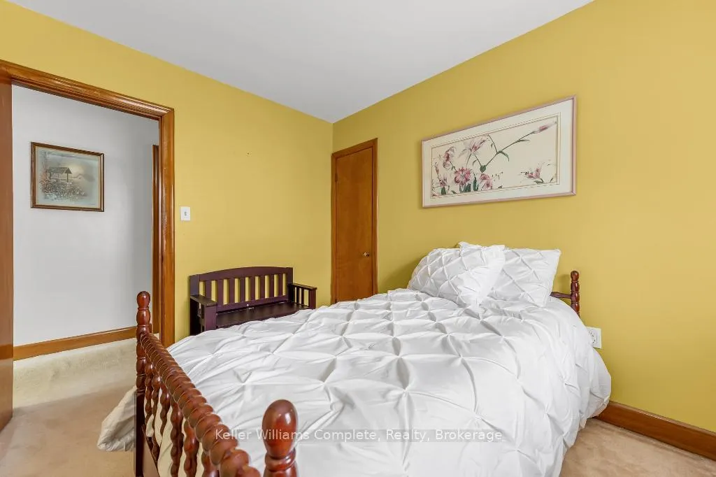 Photo 15 of 139 Tragina Avenue S, Hamilton, Bartonville — HOMEH