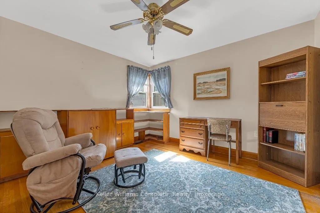 Photo 19 of 139 Tragina Avenue S, Hamilton, Bartonville — HOMEH