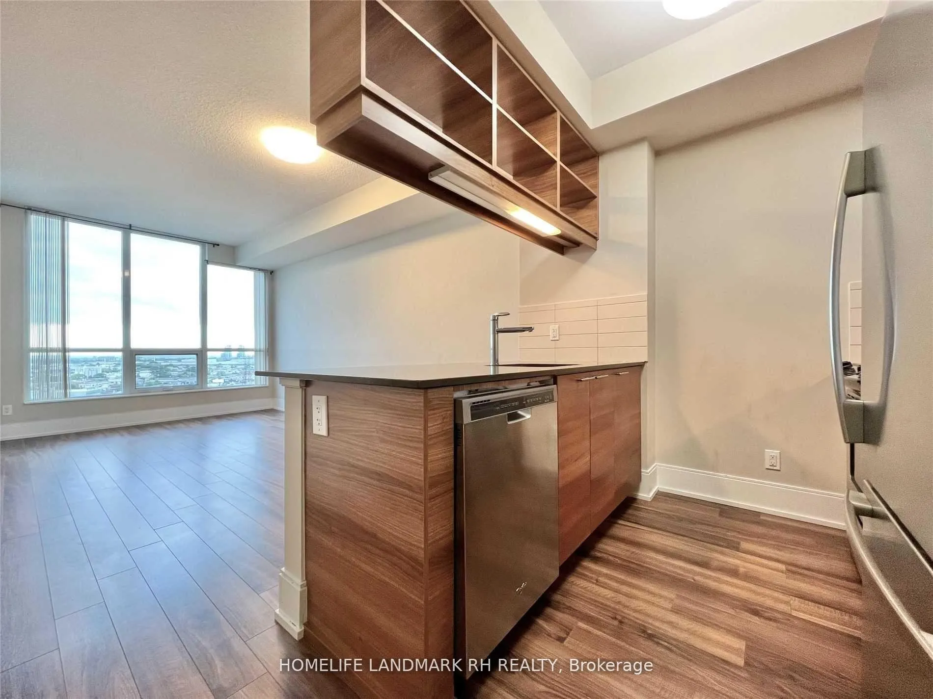 Photo 8 of Unit 901, 15 Viking Lane, Etobicoke, Islington-City Centre West — HOMEH