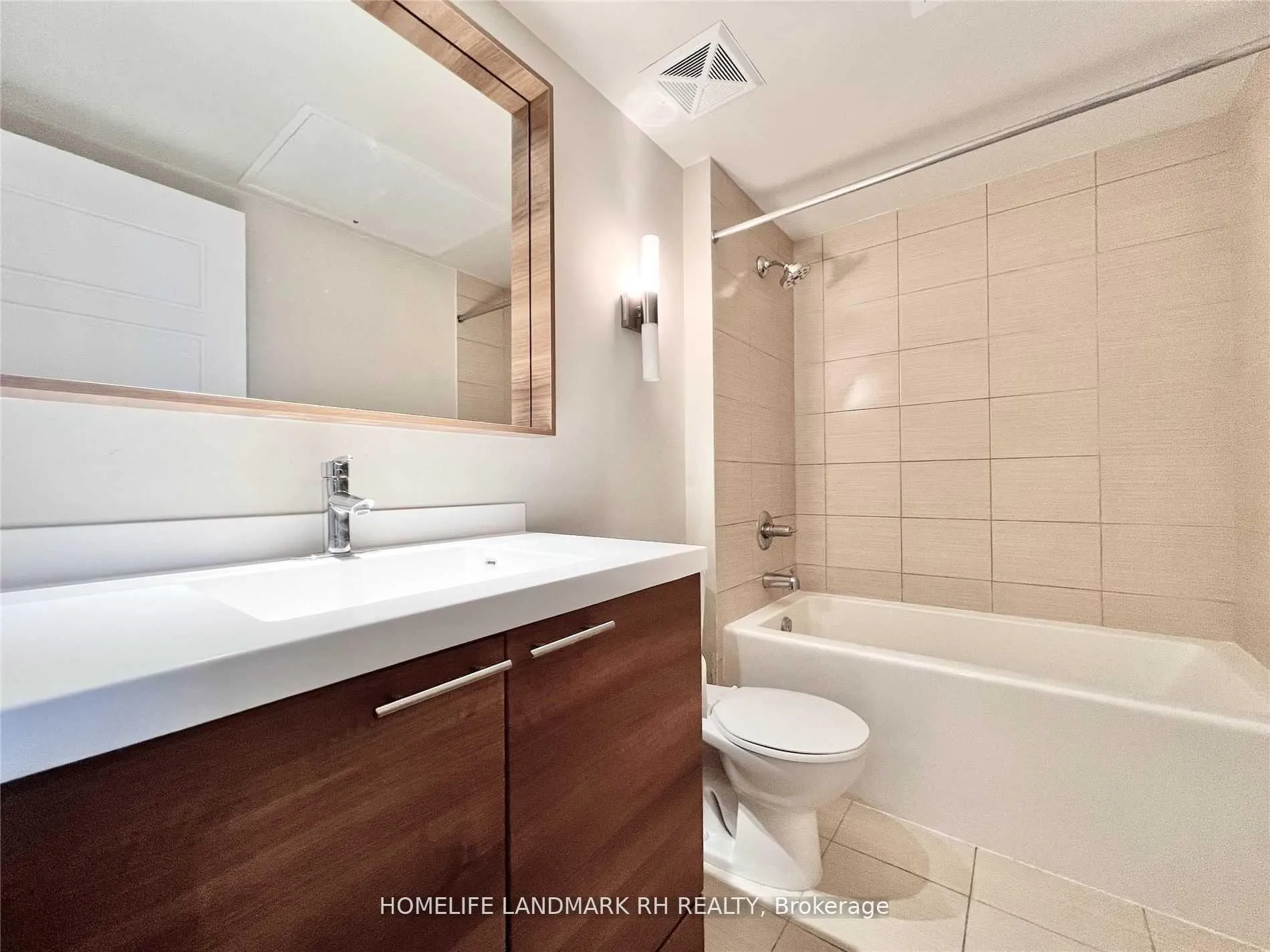 Photo 11 of Unit 901, 15 Viking Lane, Etobicoke, Islington-City Centre West — HOMEH