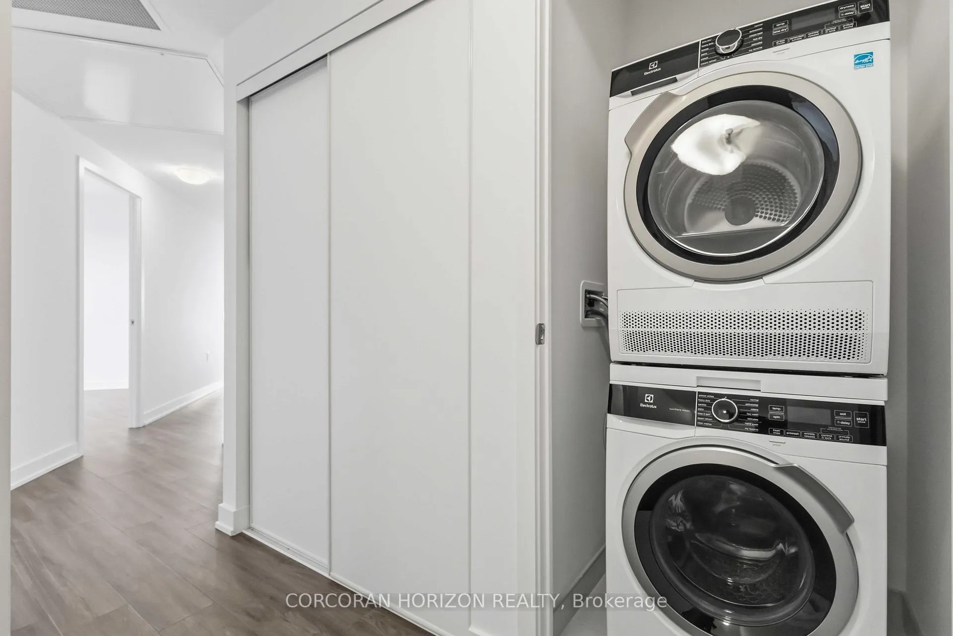 Photo 4 of Unit 604, 7439 Kingston Road, Scarborough, Rouge — HOMEH