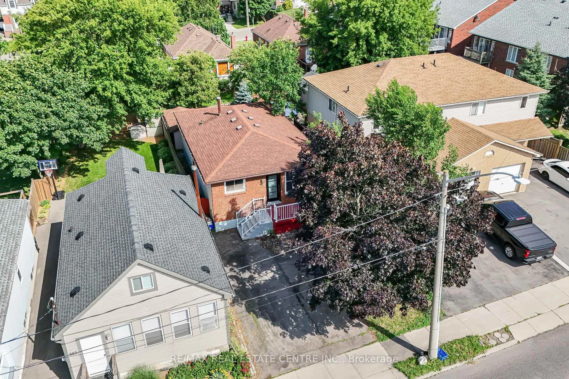 Photo 4 of 659 Upper Wellington Street E, Hamilton, Centremount — HOMEH