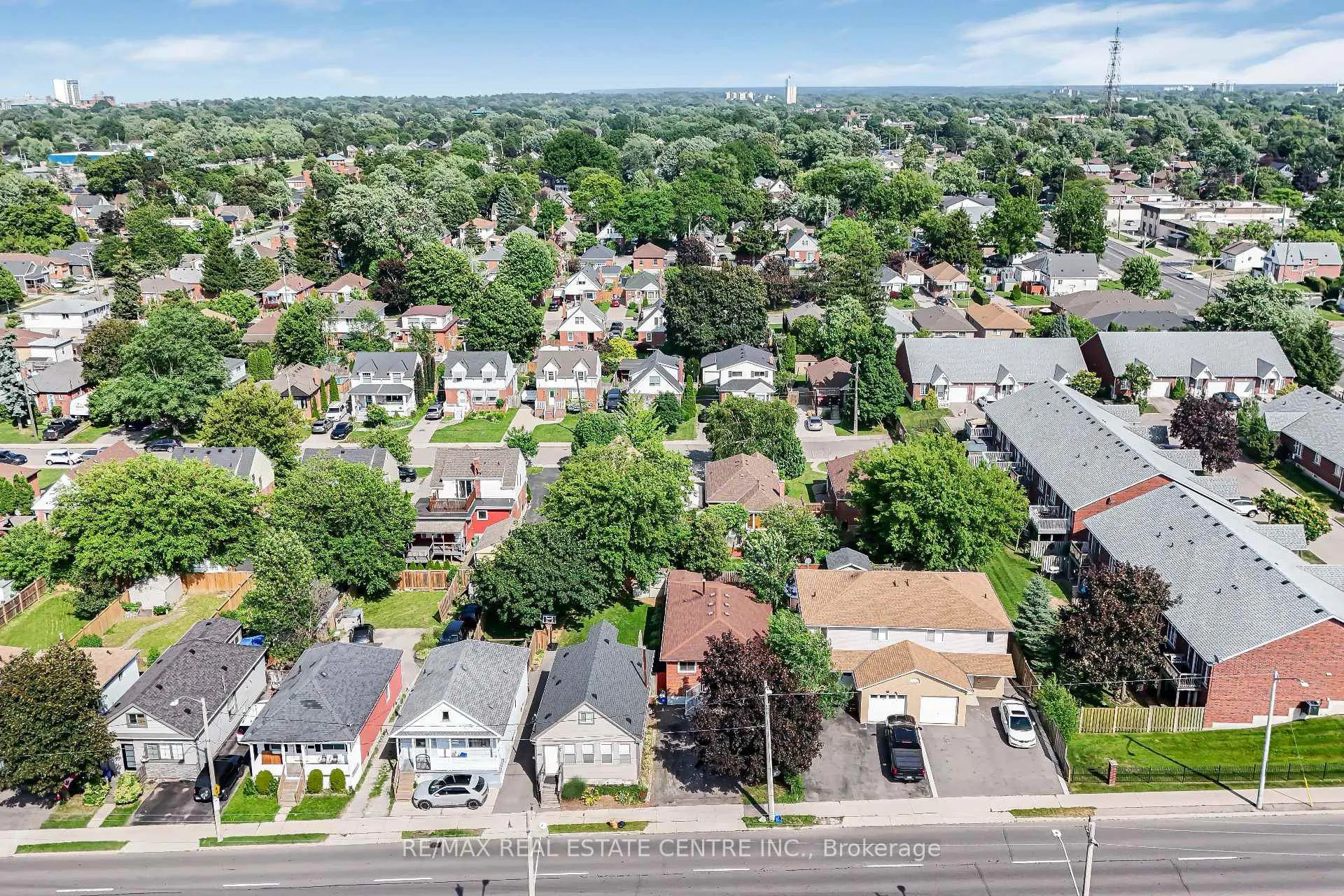Photo 6 of 659 Upper Wellington Street E, Hamilton, Centremount — HOMEH