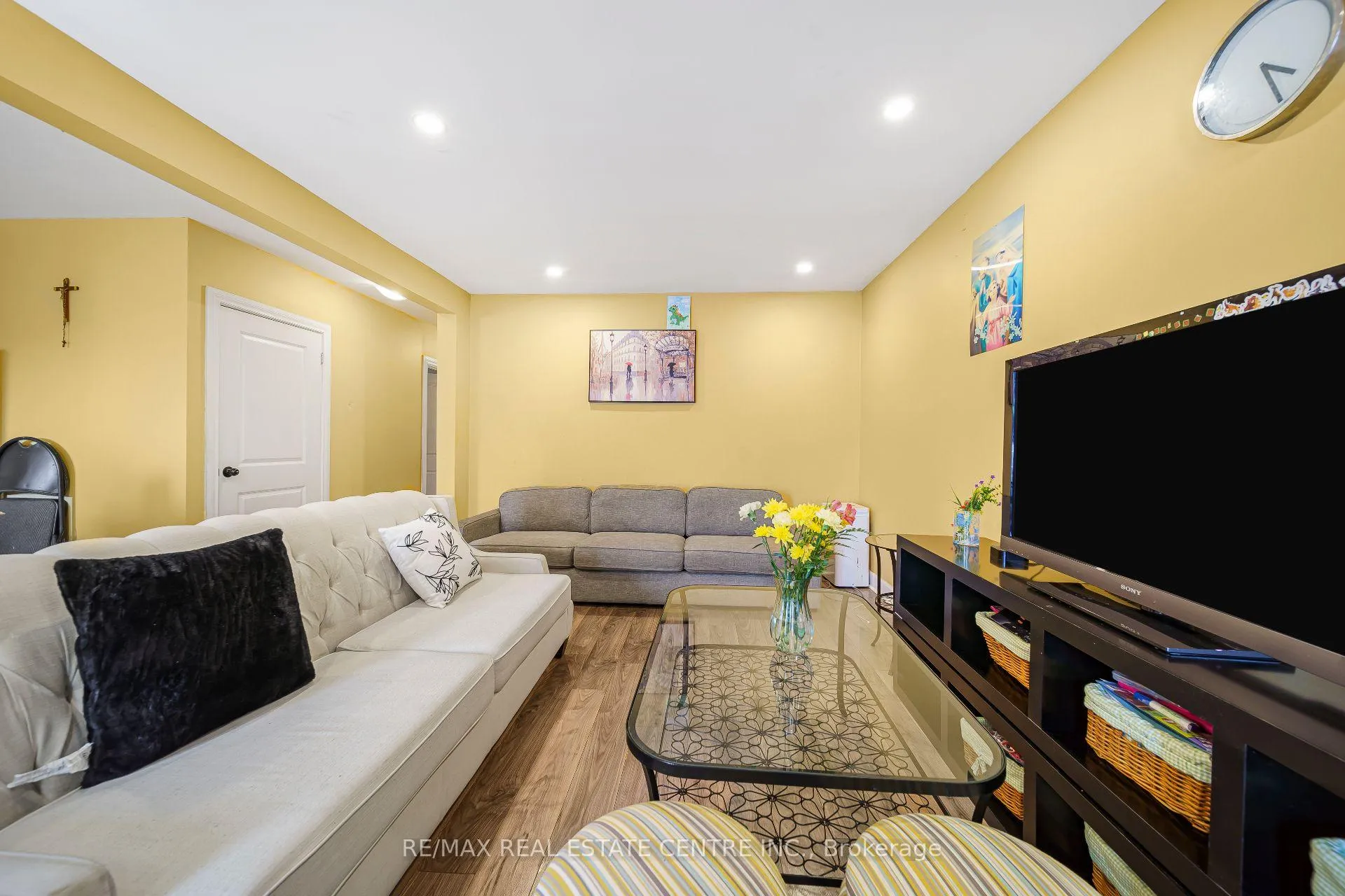 Photo 22 of 659 Upper Wellington Street E, Hamilton, Centremount — HOMEH