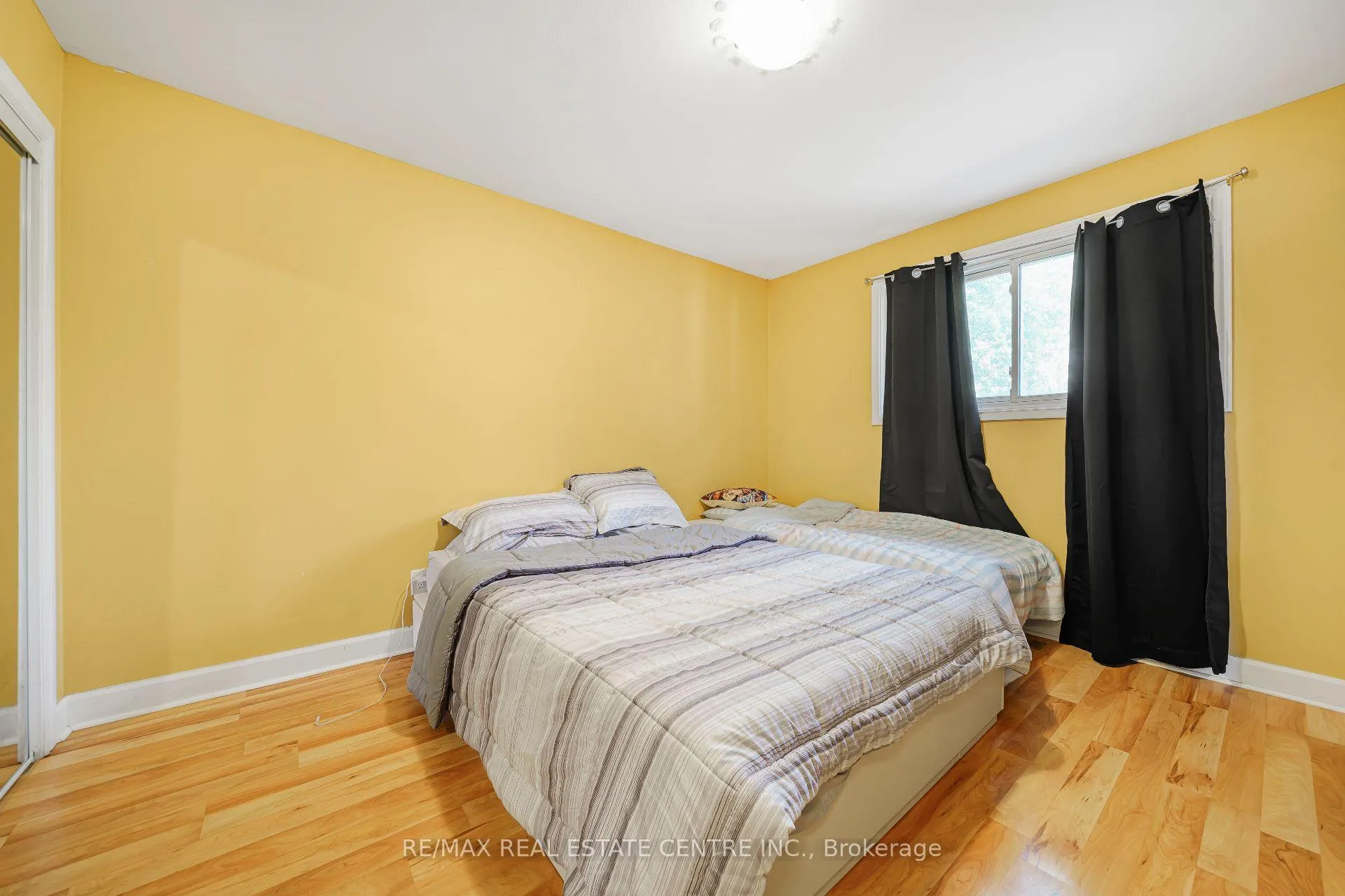 Photo 27 of 659 Upper Wellington Street E, Hamilton, Centremount — HOMEH