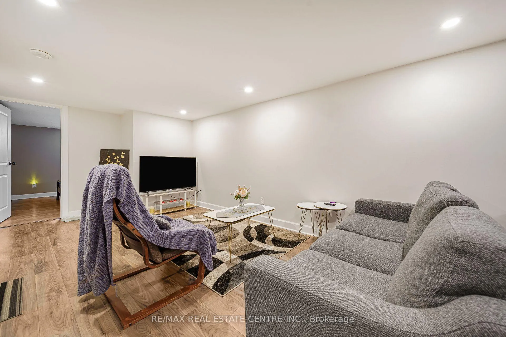 Photo 34 of 659 Upper Wellington Street E, Hamilton, Centremount — HOMEH