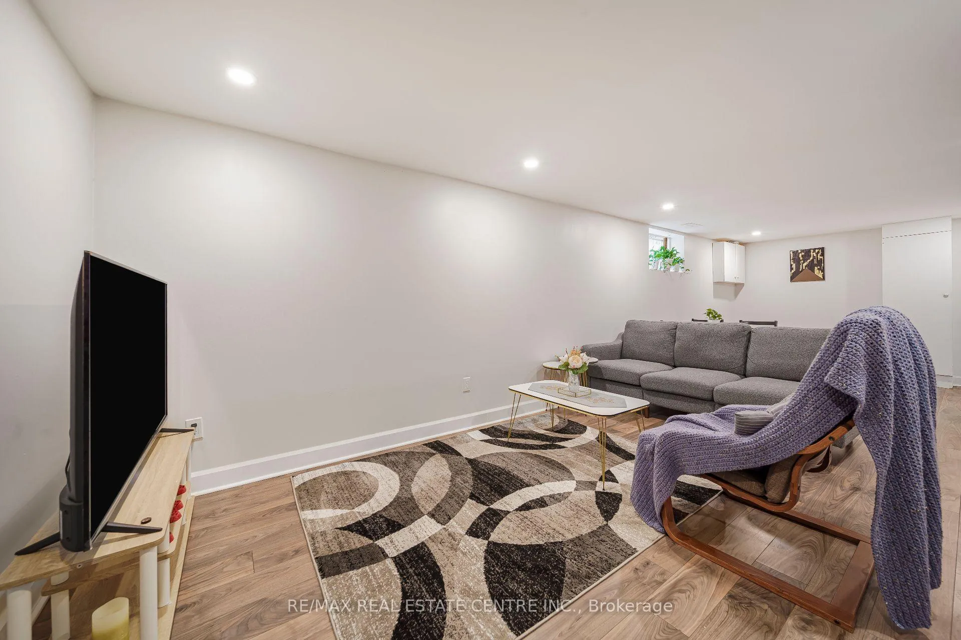 Photo 35 of 659 Upper Wellington Street E, Hamilton, Centremount — HOMEH