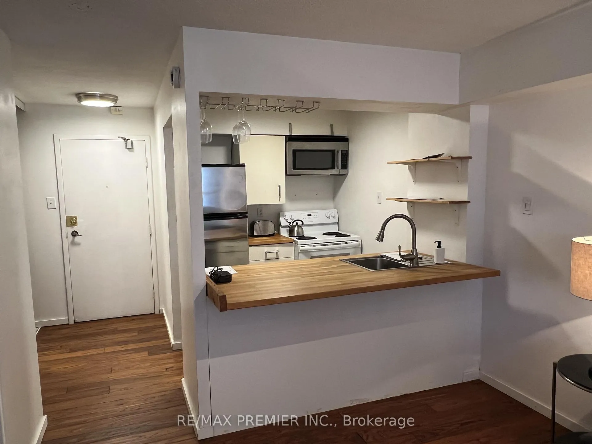 Photo 5 of Unit 718, 80 St Patrick Street, Toronto, Kensington-Chinatown — HOMEH