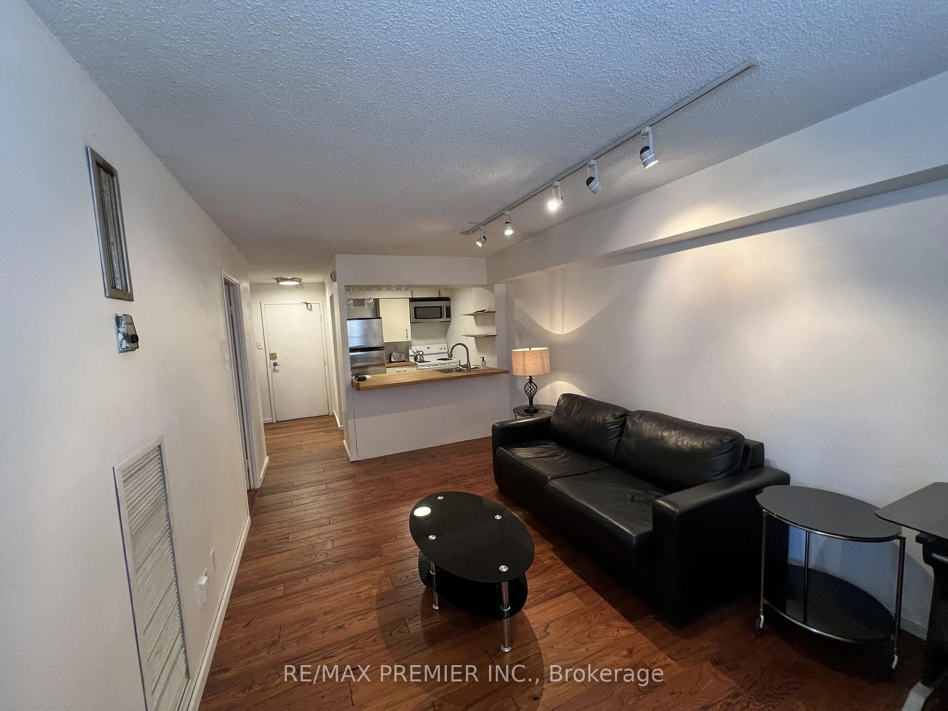Photo 6 of Unit 718, 80 St Patrick Street, Toronto, Kensington-Chinatown — HOMEH