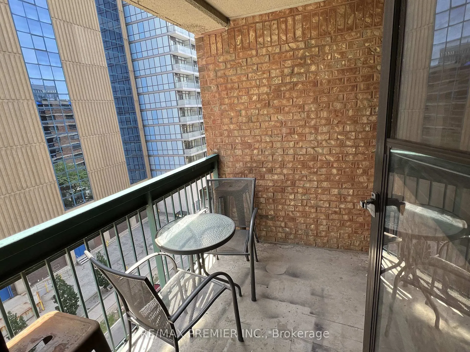 Photo 17 of Unit 718, 80 St Patrick Street, Toronto, Kensington-Chinatown — HOMEH