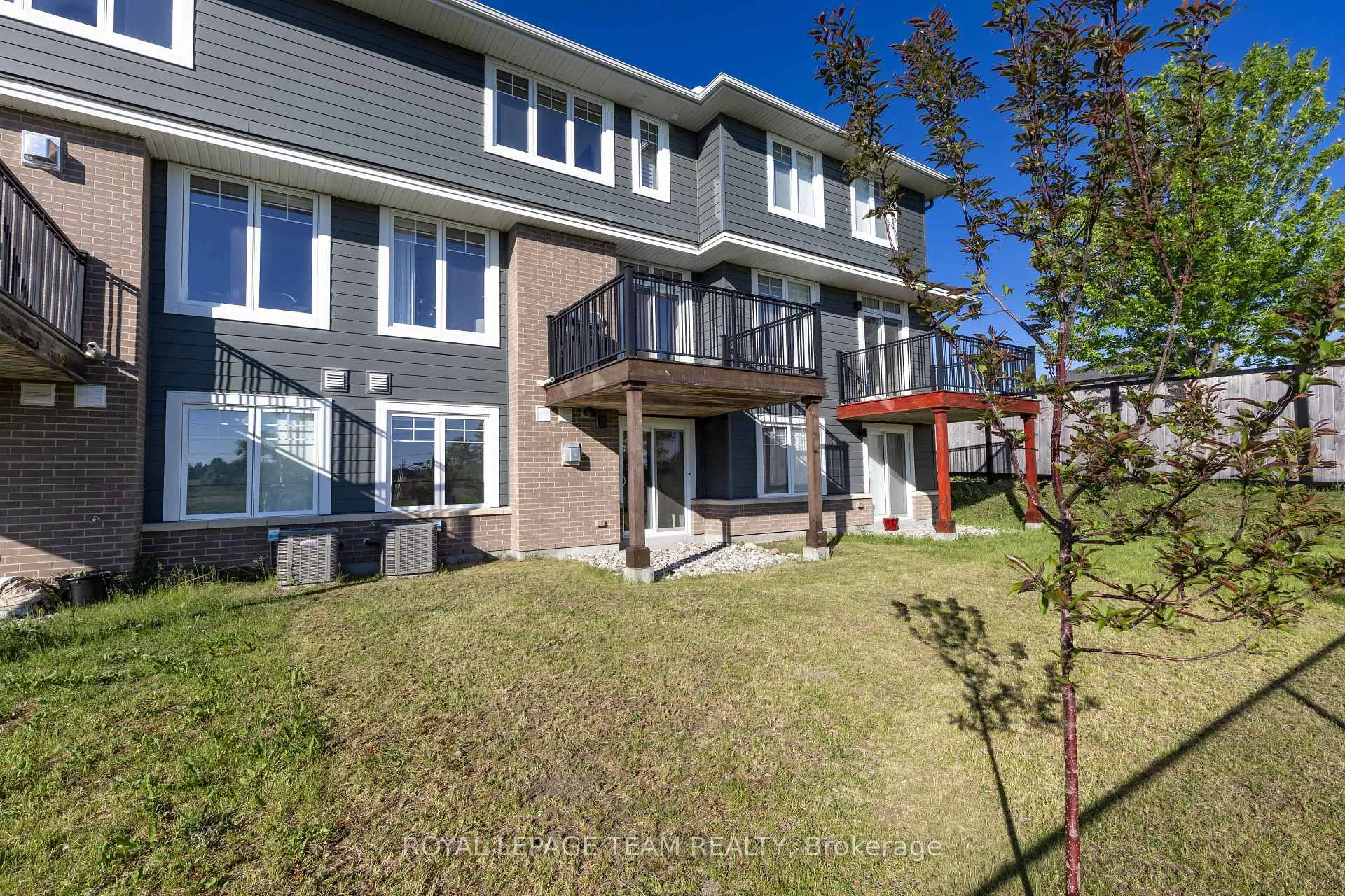 Photo 6 of 86 Escarpment Crescent, Ottawa, Kanata - Kanata Lakes/Heritage Hills — HOMEH