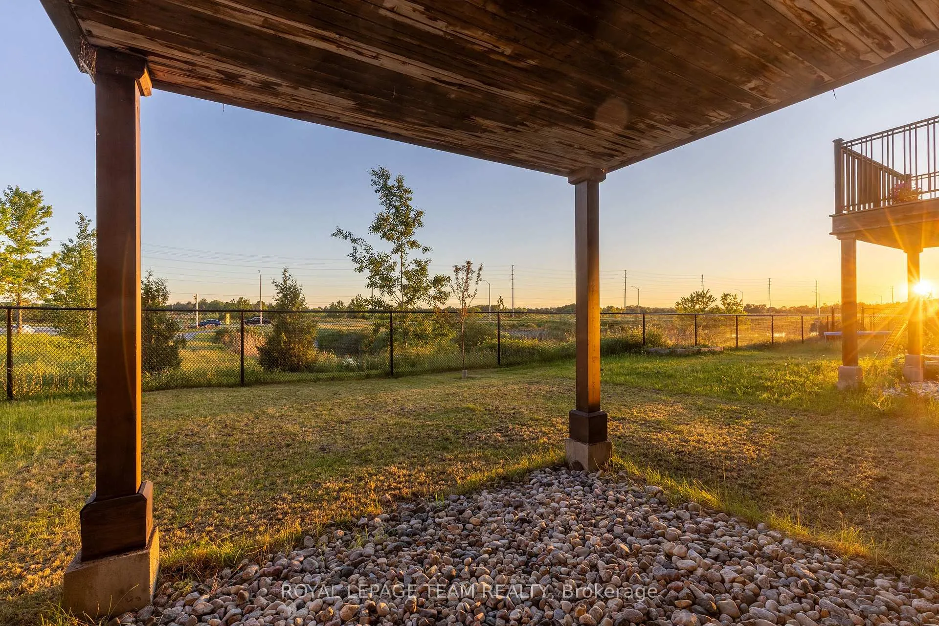 Photo 8 of 86 Escarpment Crescent, Ottawa, Kanata - Kanata Lakes/Heritage Hills — HOMEH