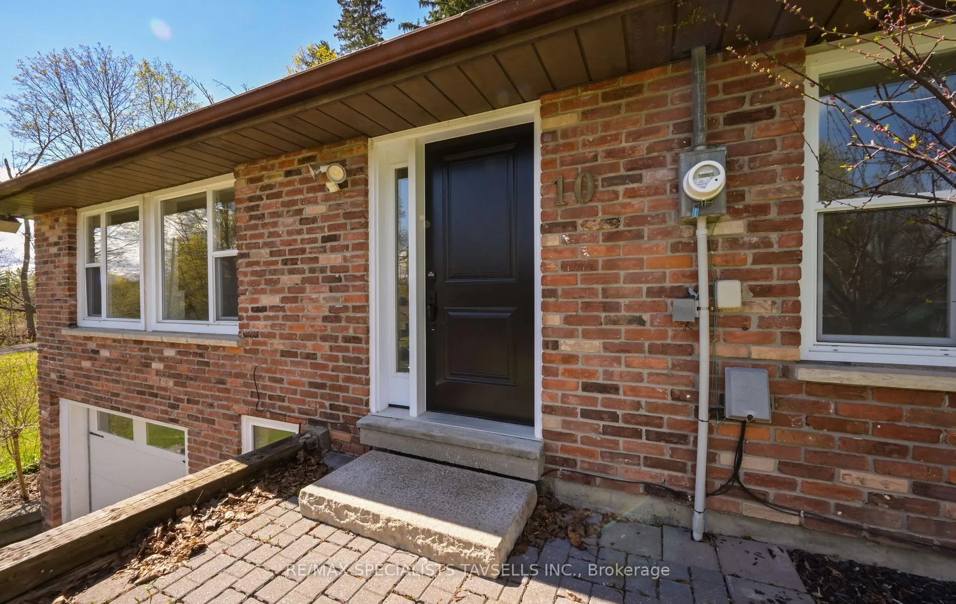 Photo 6 of 10 Victoria Street, Caledon, Inglewood — HOMEH