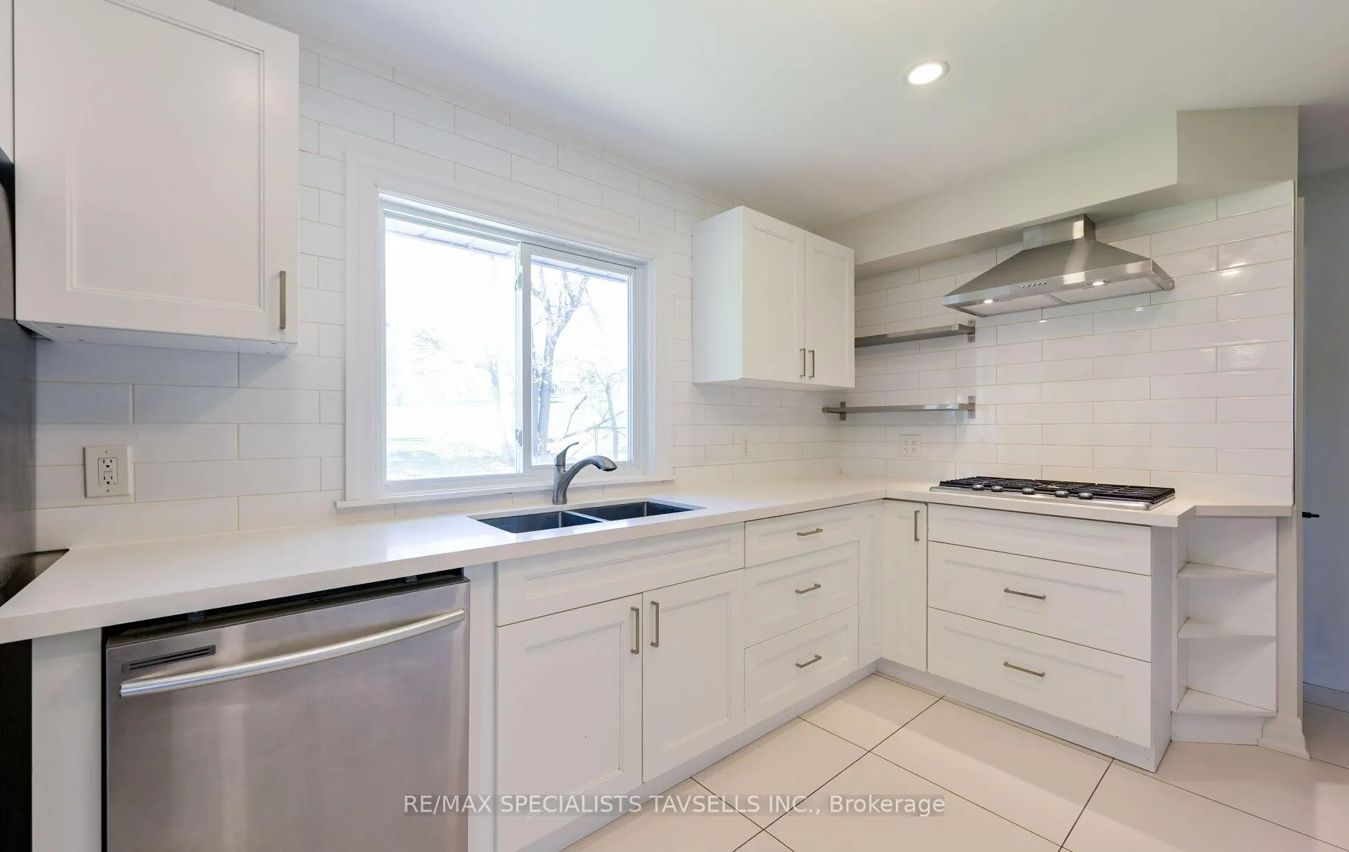 Photo 27 of 10 Victoria Street, Caledon, Inglewood — HOMEH