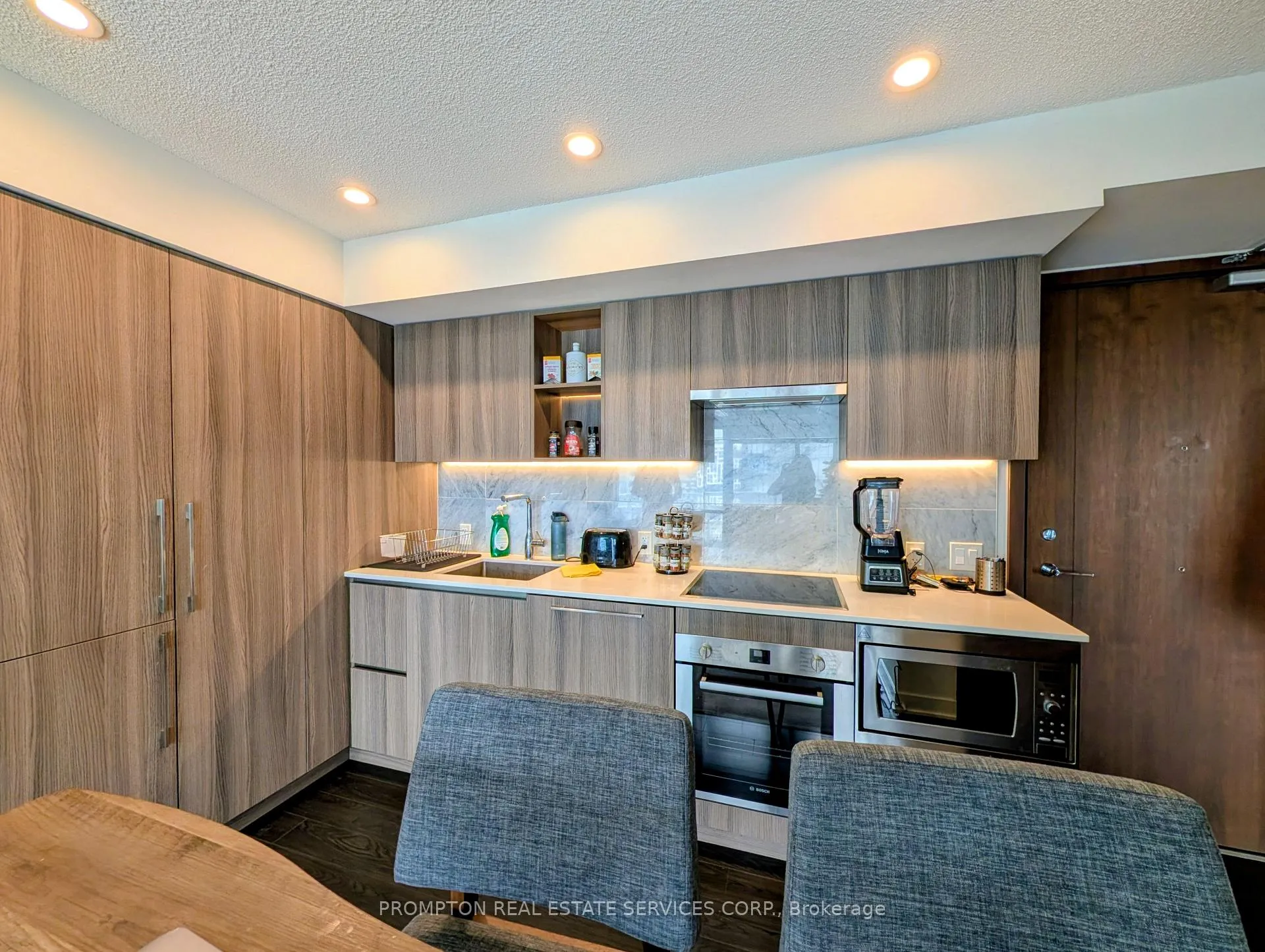Photo 3 of Unit 1905, 19 Bathurst Street, Toronto, Waterfront Communities — HOMEH
