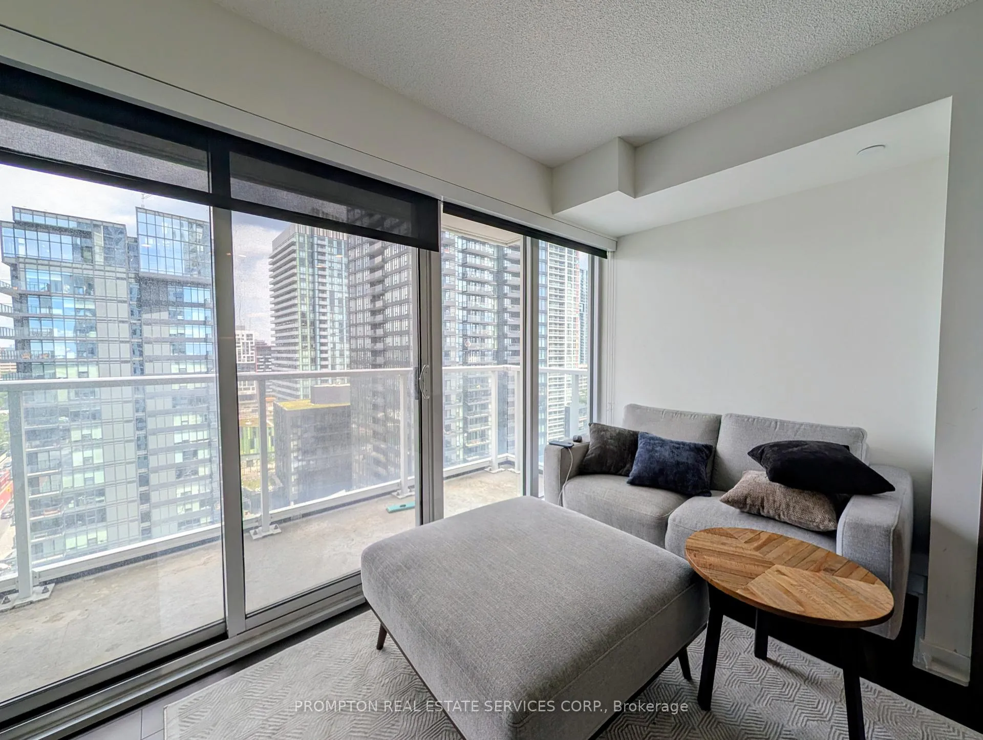 Photo 6 of Unit 1905, 19 Bathurst Street, Toronto, Waterfront Communities — HOMEH