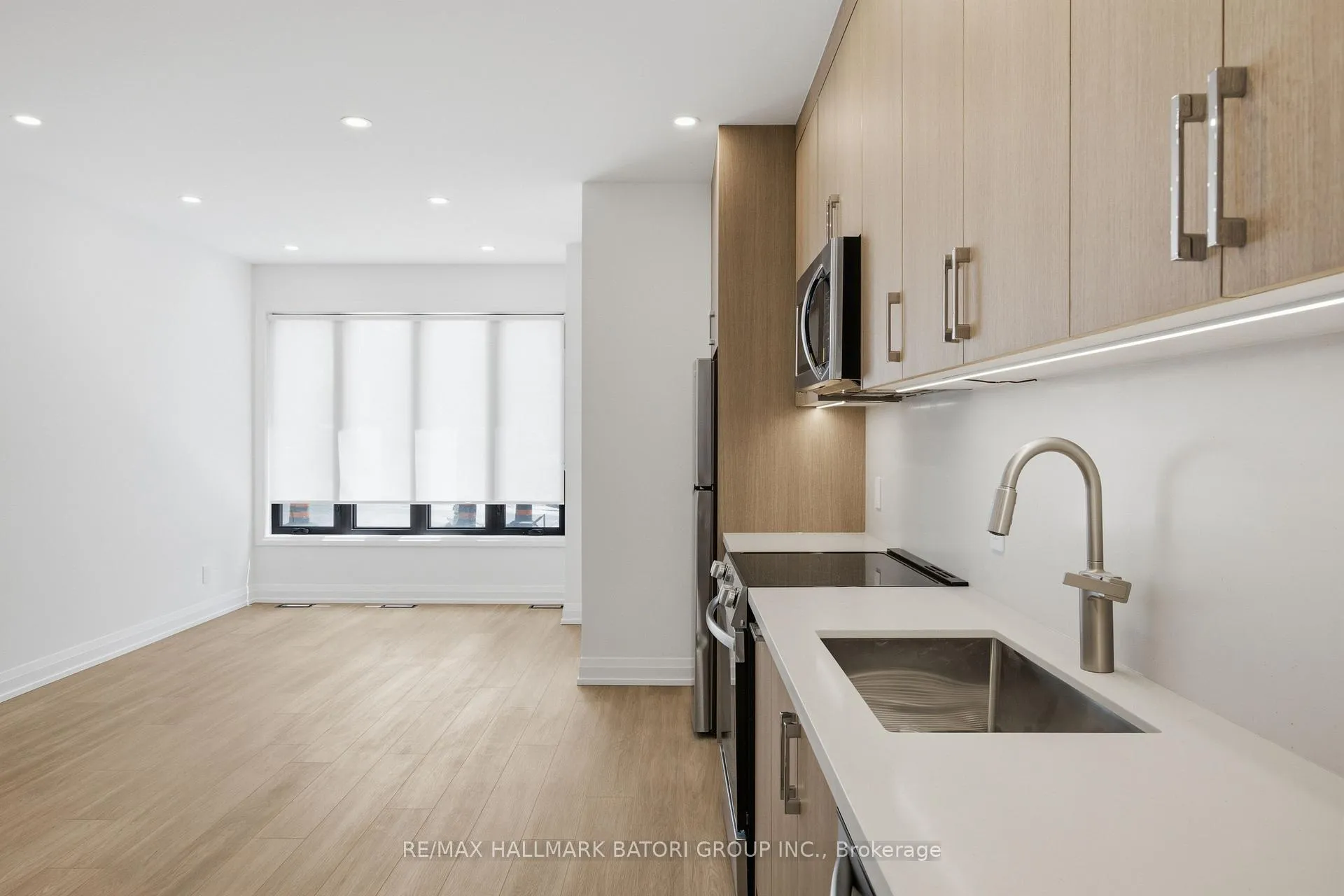 Photo 5 of Unit 2, 56 Camberwell Road, Toronto, Humewood-Cedarvale — HOMEH