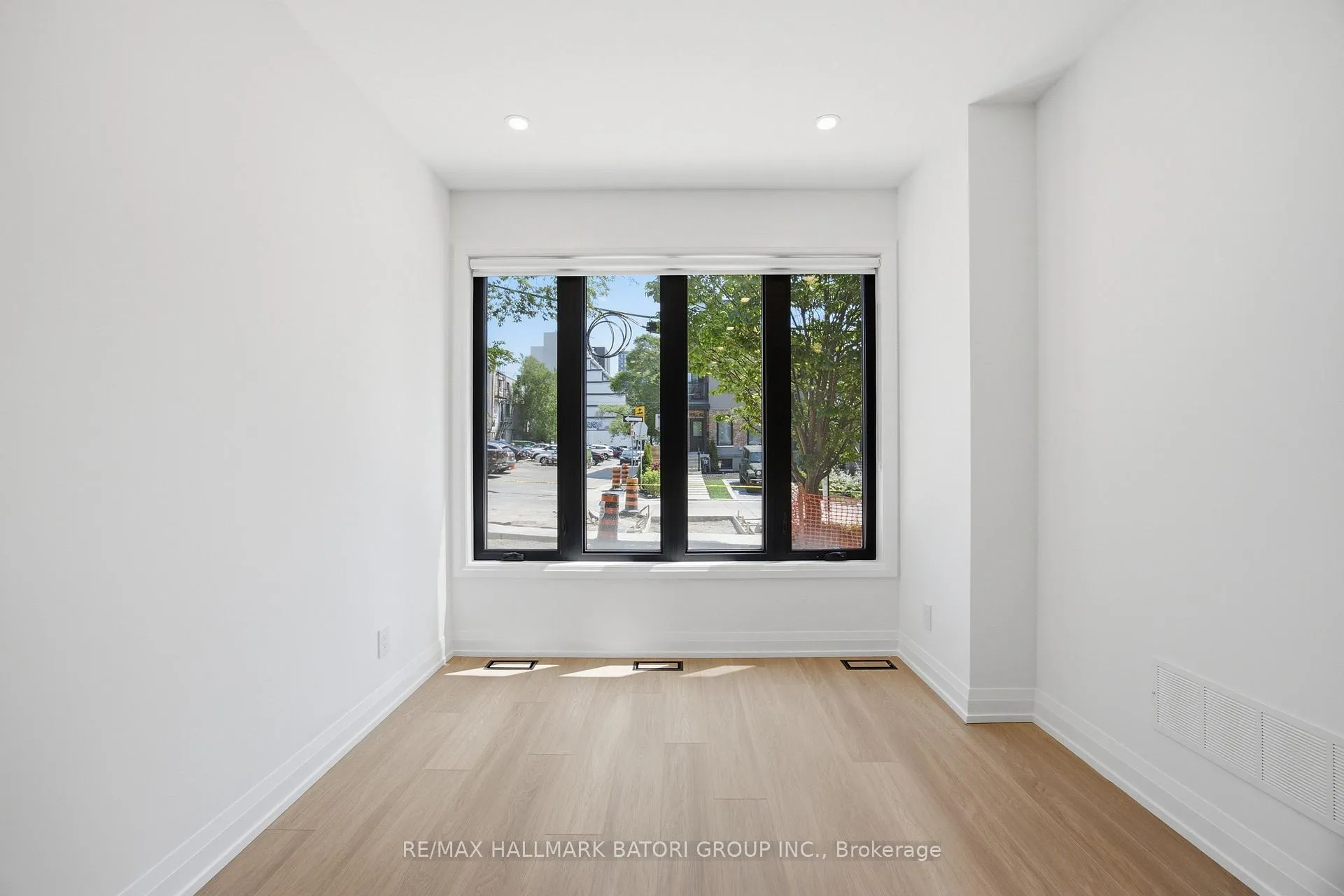 Photo 8 of Unit 2, 56 Camberwell Road, Toronto, Humewood-Cedarvale — HOMEH