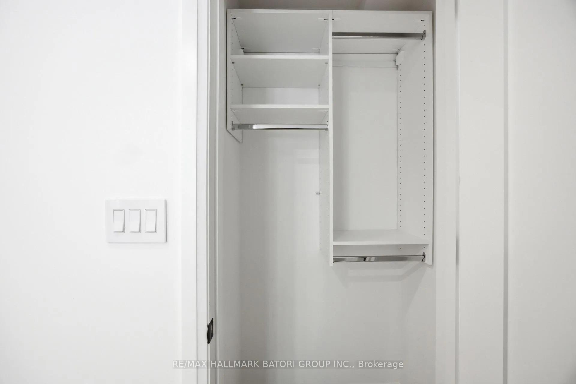 Photo 11 of Unit 2, 56 Camberwell Road, Toronto, Humewood-Cedarvale — HOMEH