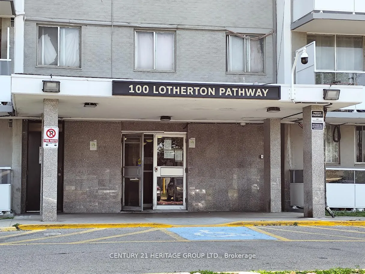 Front of Unit 612, 100 Lotherton Pathway