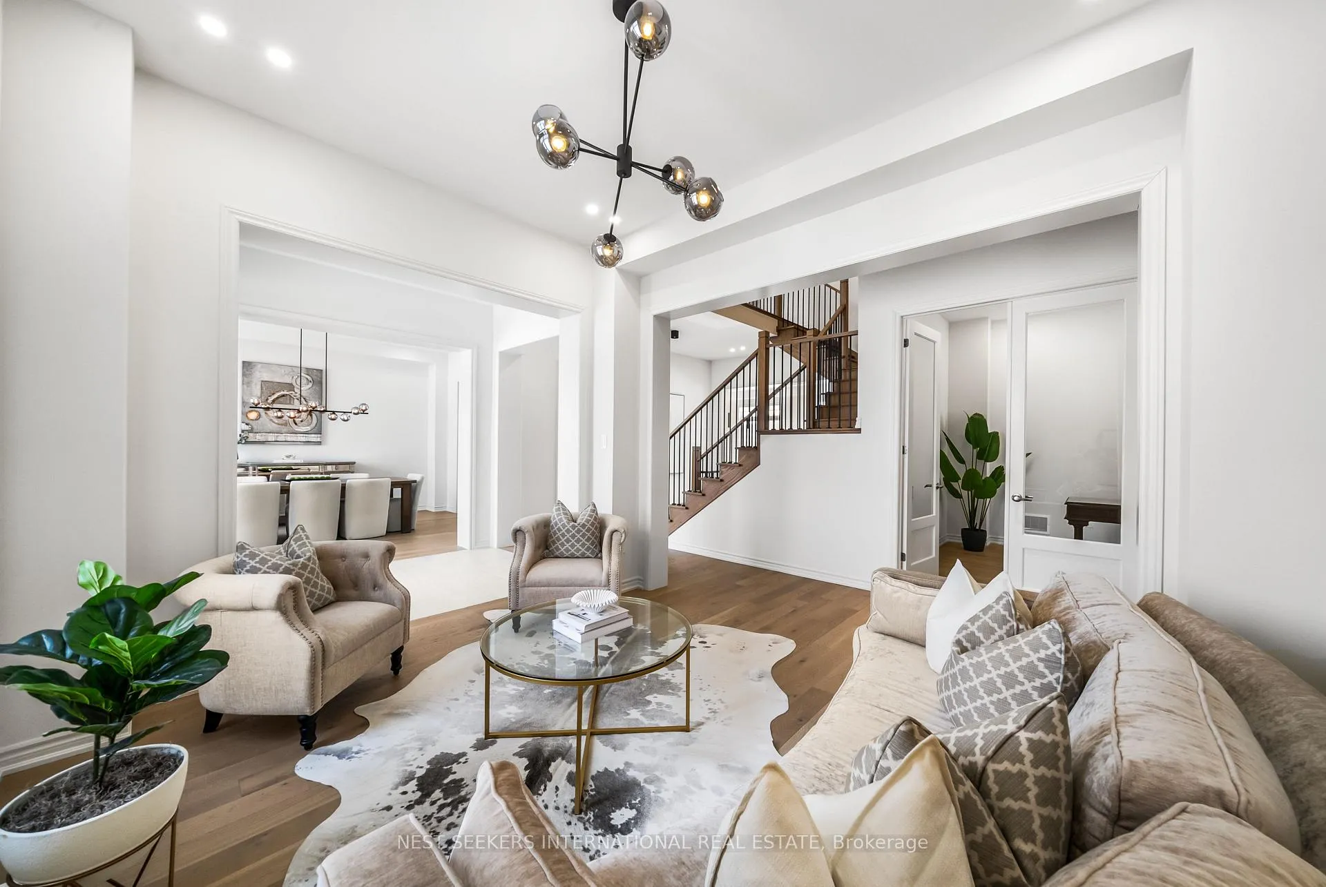 Photo 5 of 29 Marigold Boulevard, Adjala-Tosorontio, Colgan — HOMEH