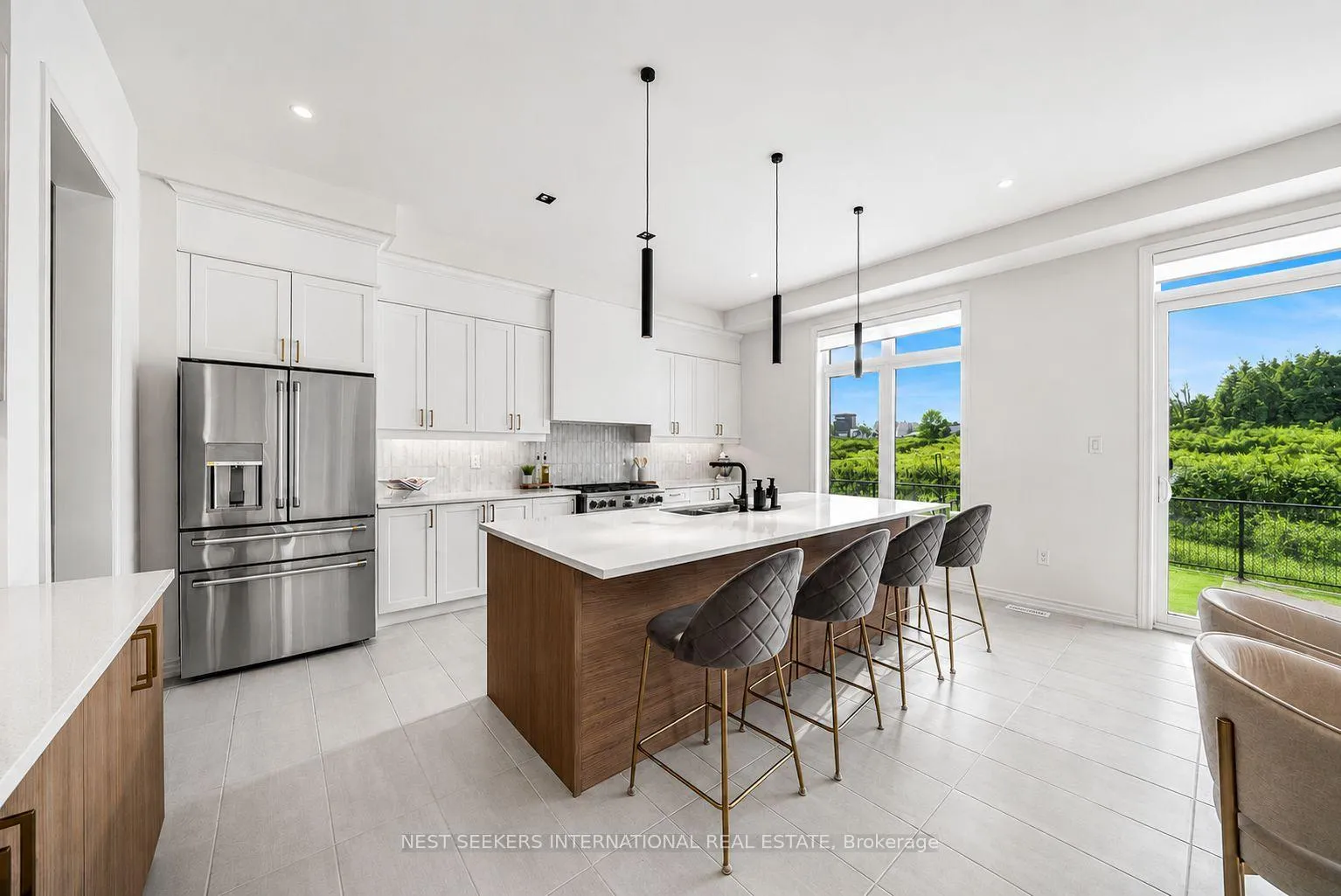 Photo 14 of 29 Marigold Boulevard, Adjala-Tosorontio, Colgan — HOMEH