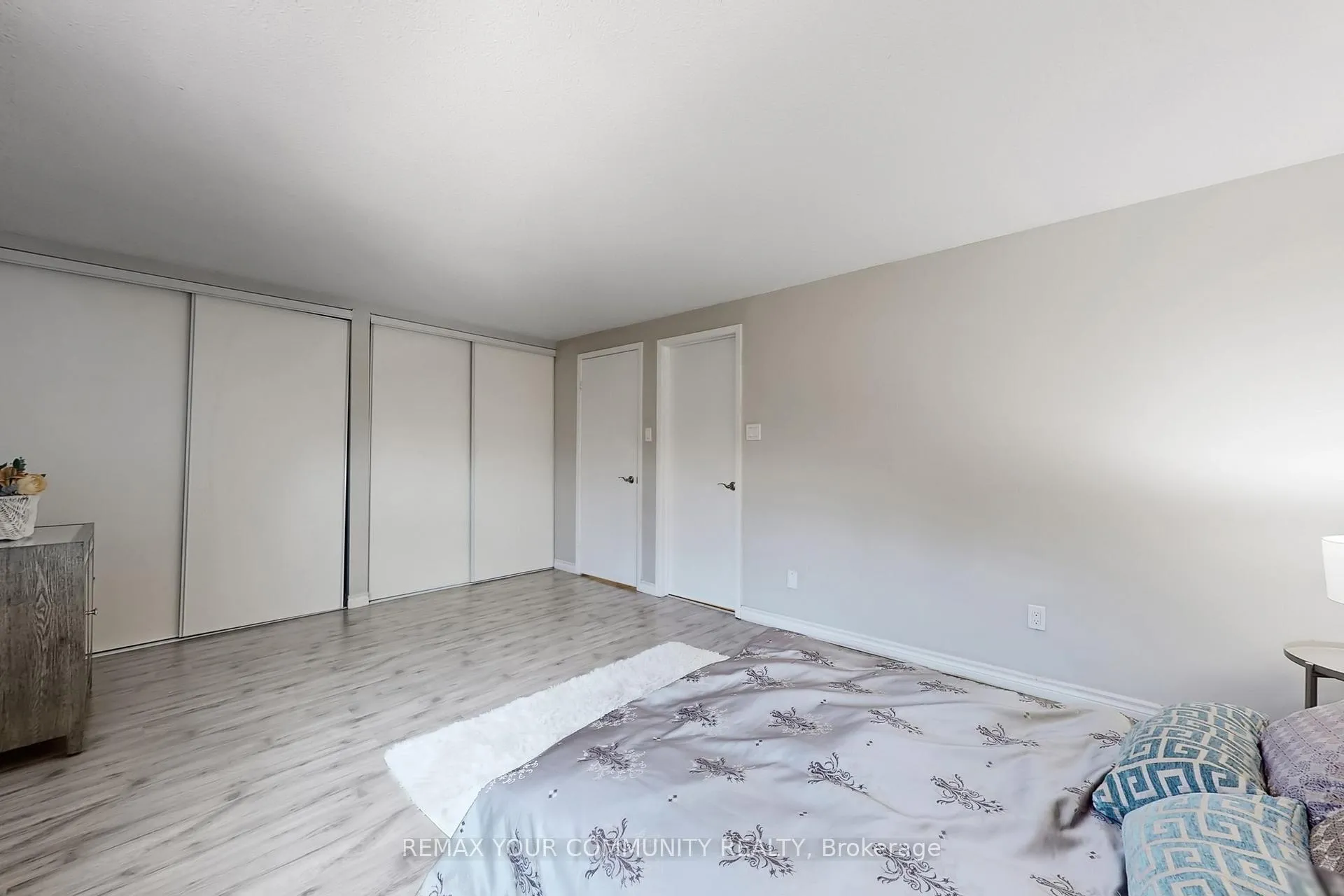Photo 57 of Unit 16, 72 Ashglen Way, Markham, Unionville — HOMEH