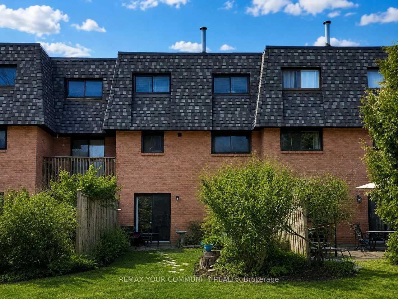 Photo 89 of Unit 16, 72 Ashglen Way, Markham, Unionville — HOMEH