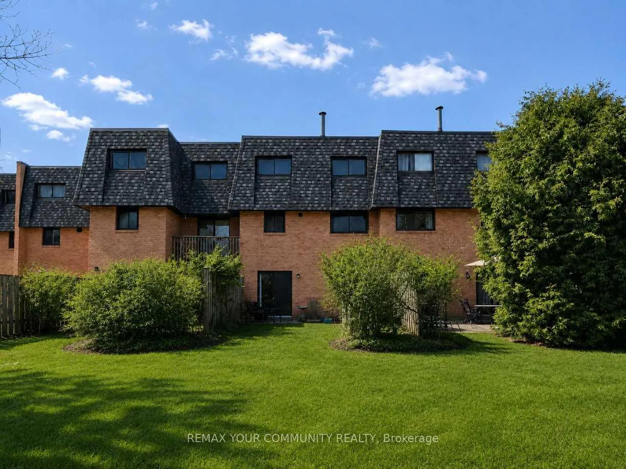Photo 91 of Unit 16, 72 Ashglen Way, Markham, Unionville — HOMEH