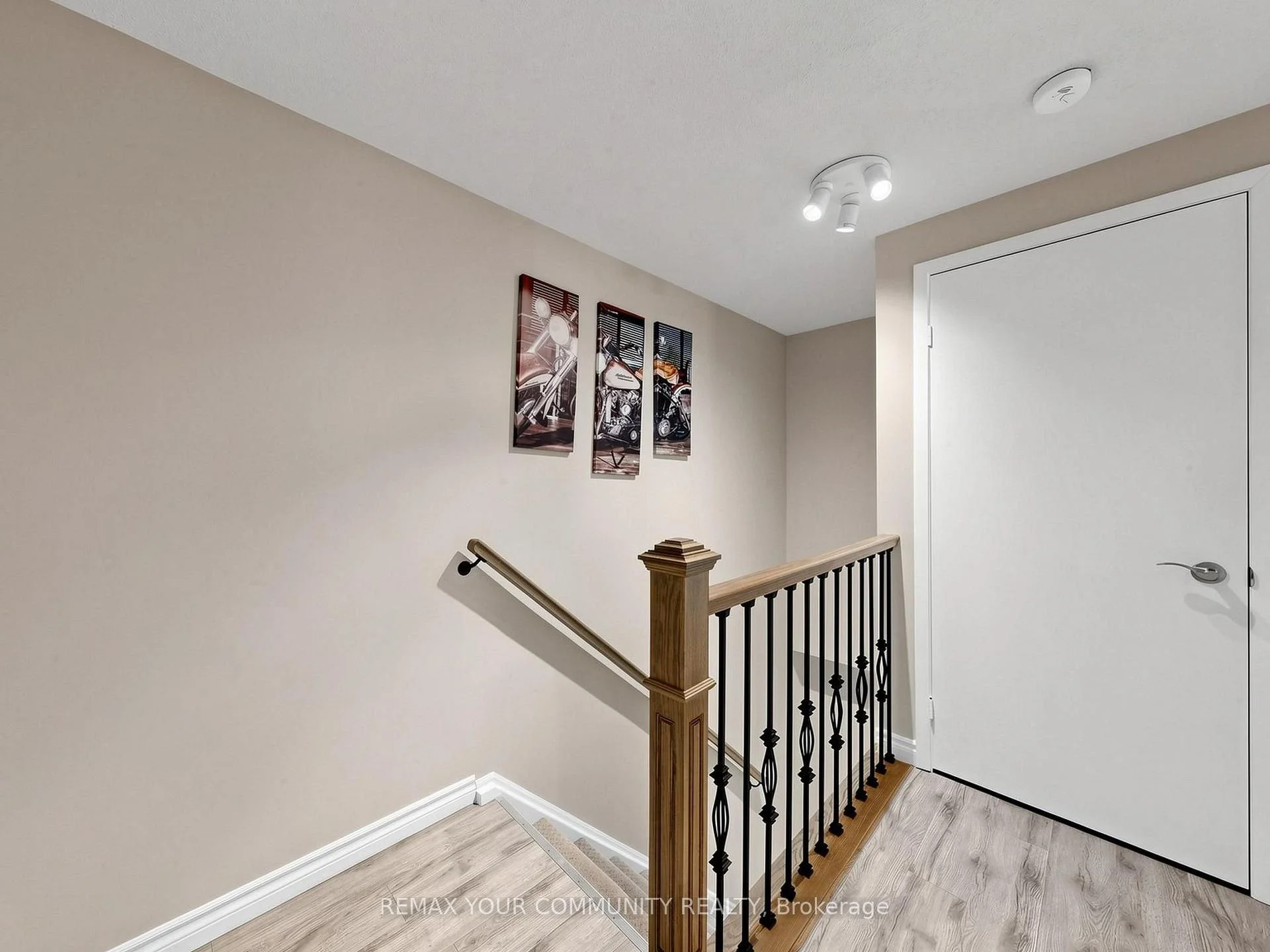 Photo 47 of Unit 16, 72 Ashglen Way, Markham, Unionville — HOMEH